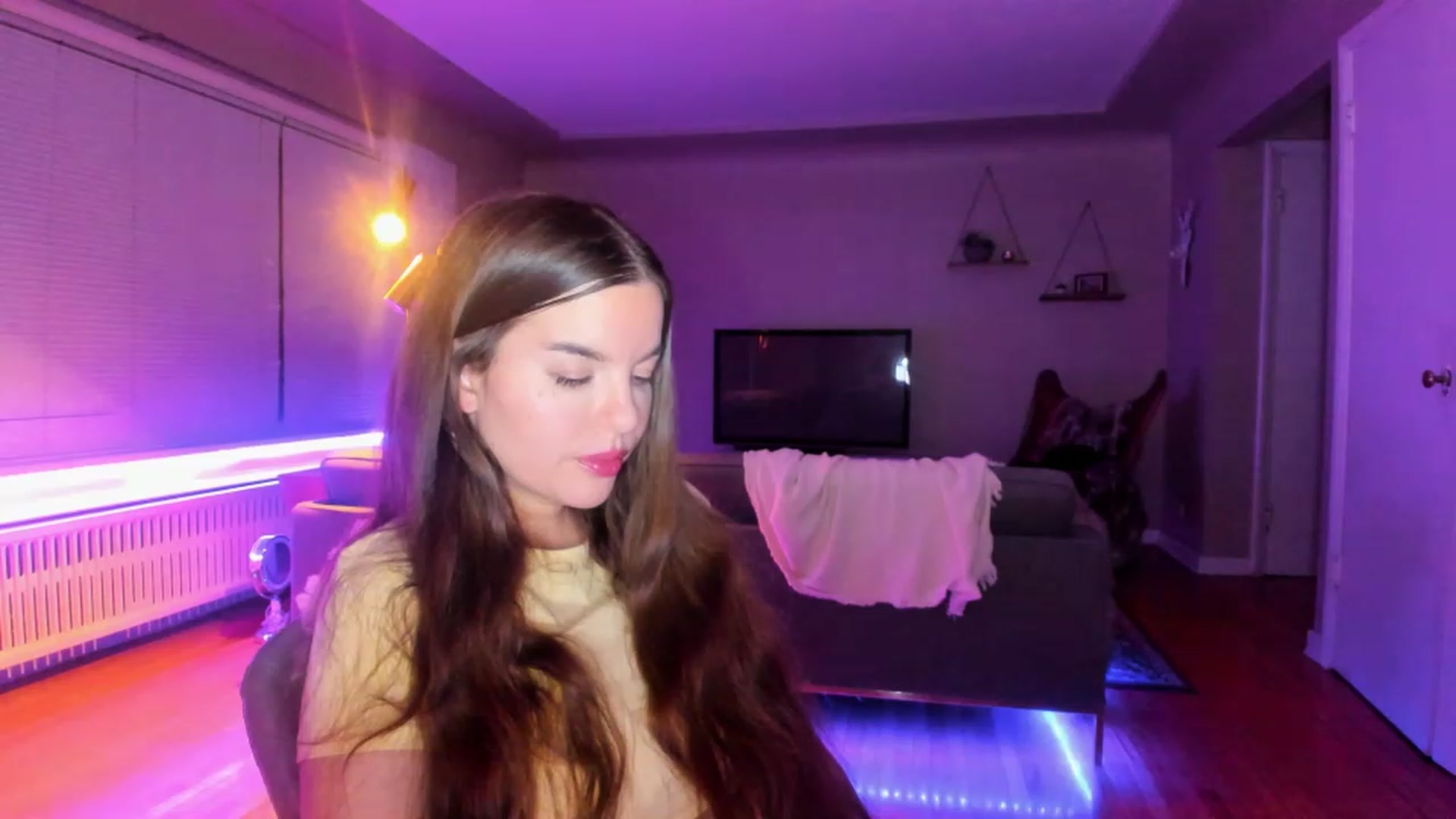 Gallery image thumbnail from KateNova's myfreecams stream on, 03/08/2023, 05:45 image 3 of 20