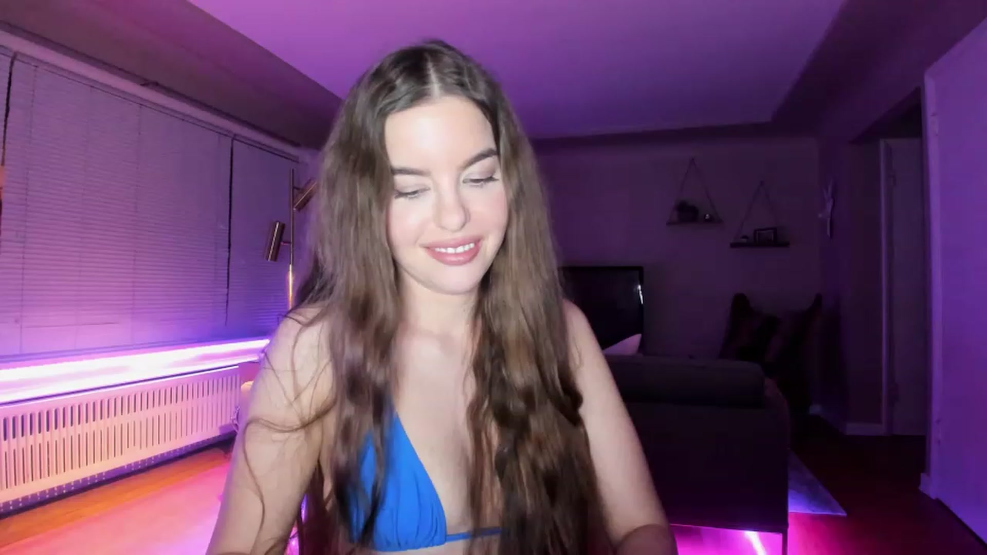 Gallery image thumbnail from KateNova's myfreecams stream on, 03/24/2023, 06:37 image 15 of 20