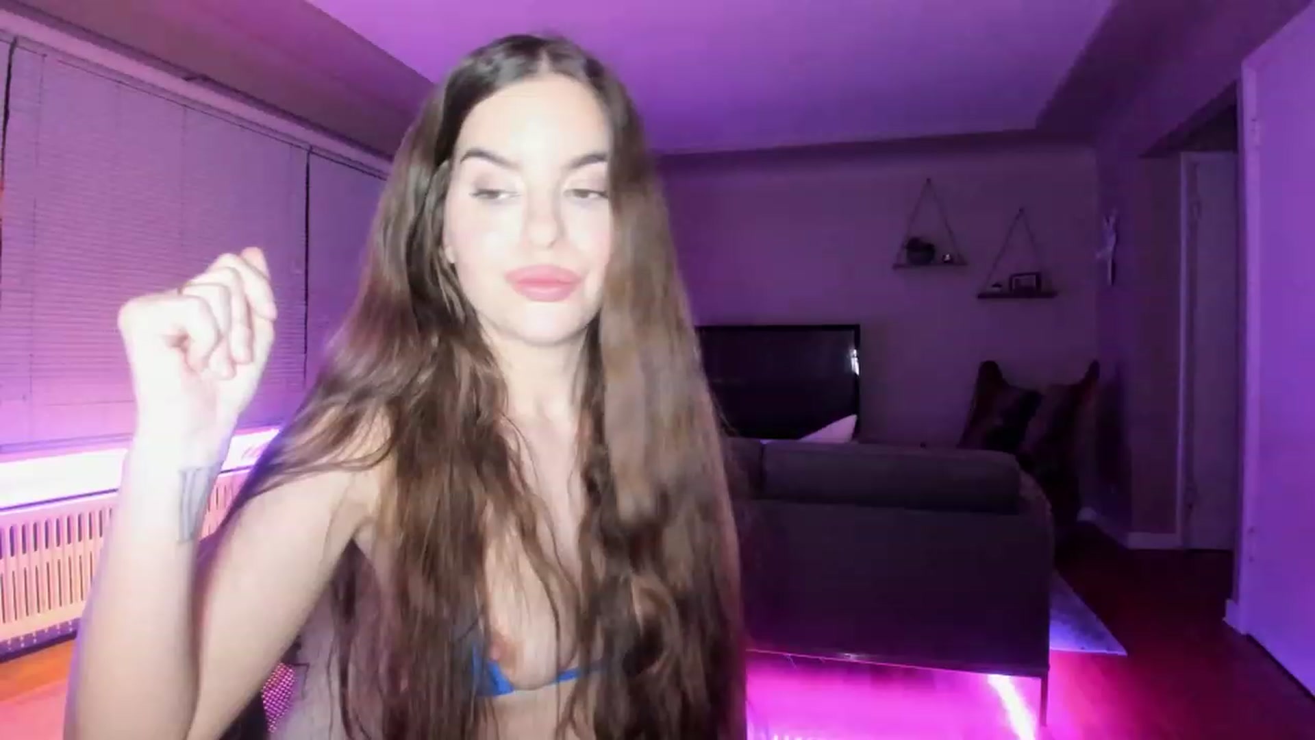 Gallery image thumbnail from KateNova's myfreecams stream on, 03/24/2023, 06:37 image 14 of 20