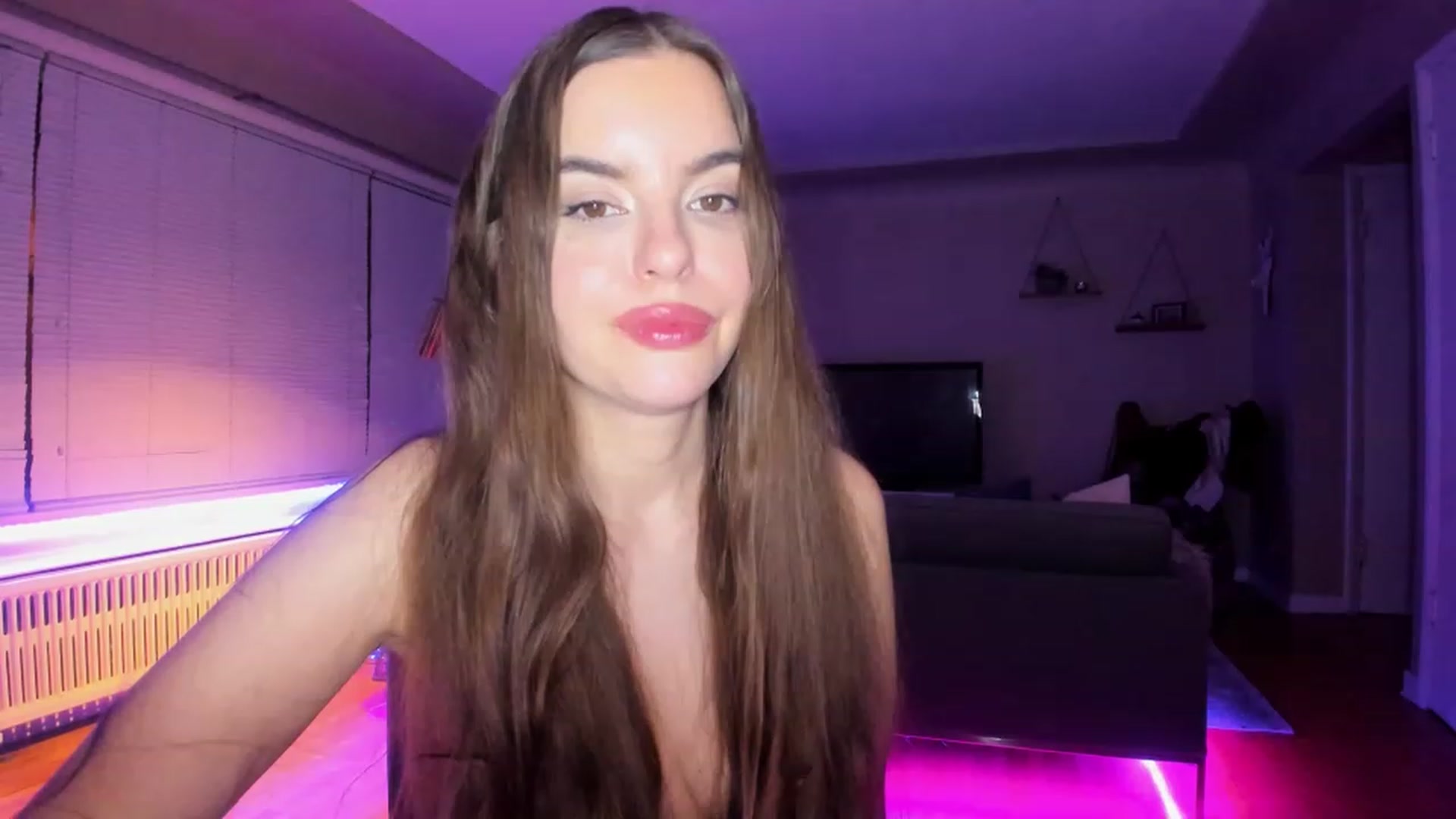 Gallery image thumbnail from KateNova's myfreecams stream on, 03/29/2023, 06:10 image 2 of 20