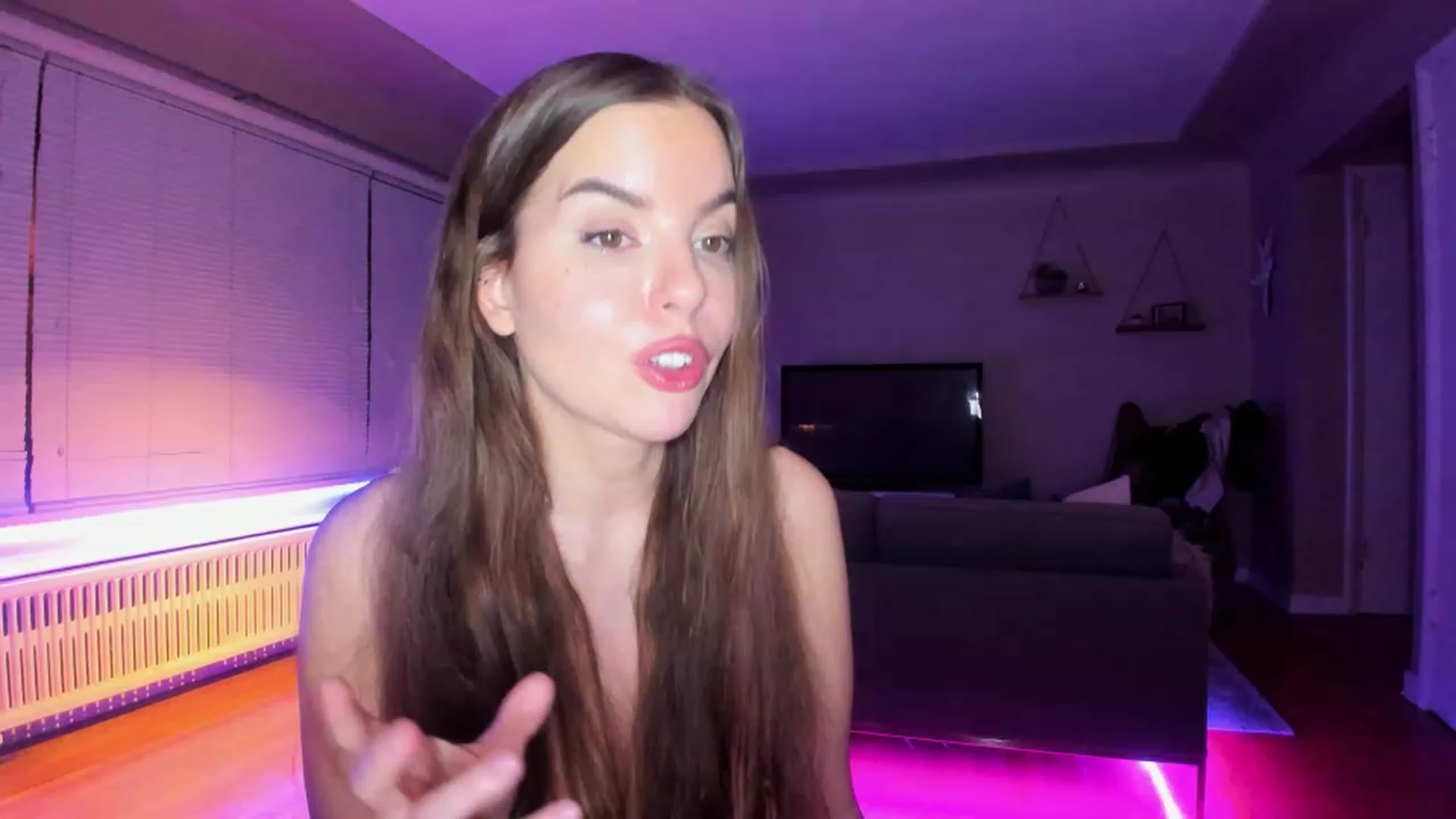 Gallery image thumbnail from KateNova's myfreecams stream on, 03/29/2023, 06:10 image 19 of 20