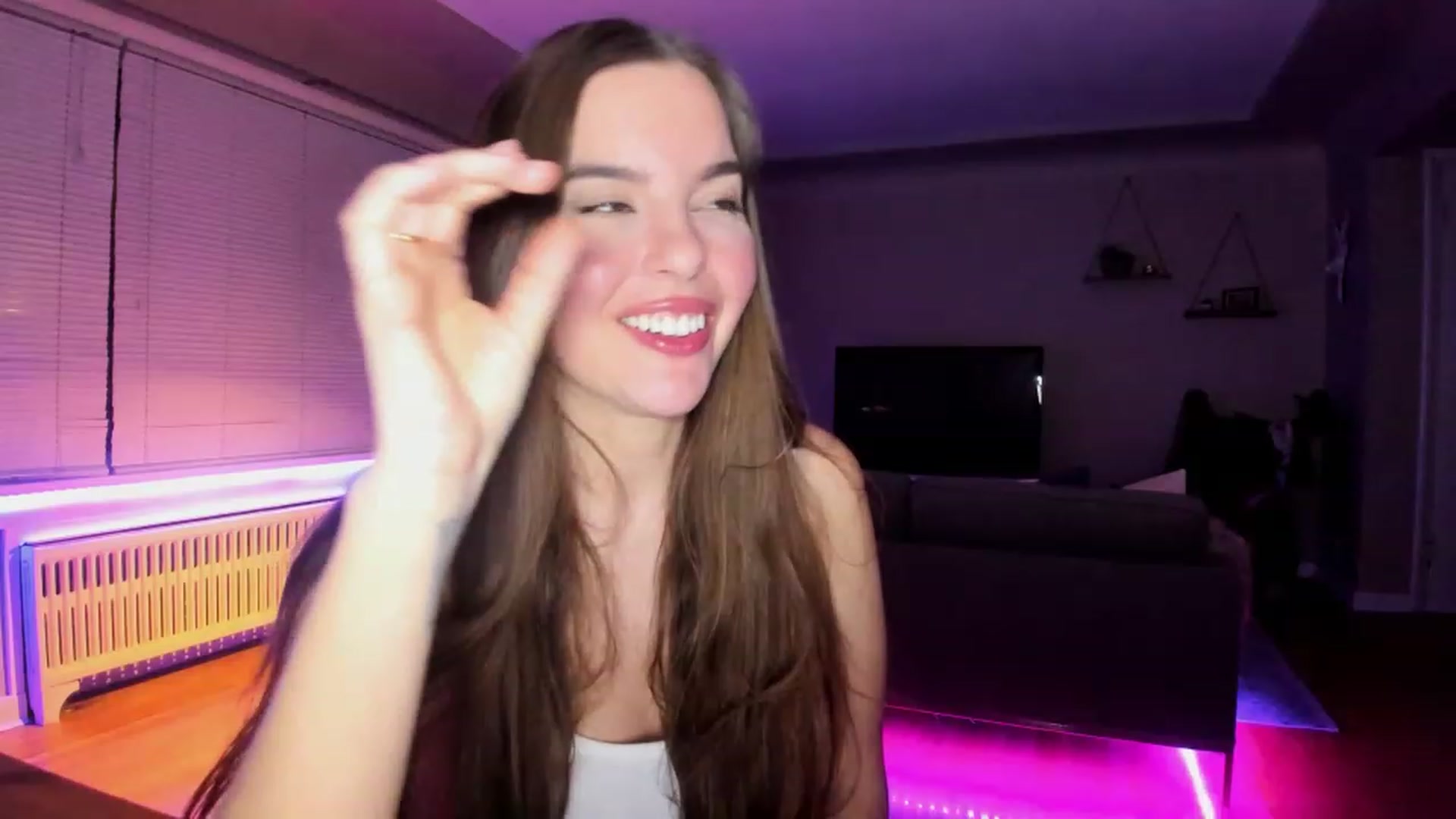 Gallery image thumbnail from KateNova's myfreecams stream on, 04/05/2023, 05:32 image 9 of 20