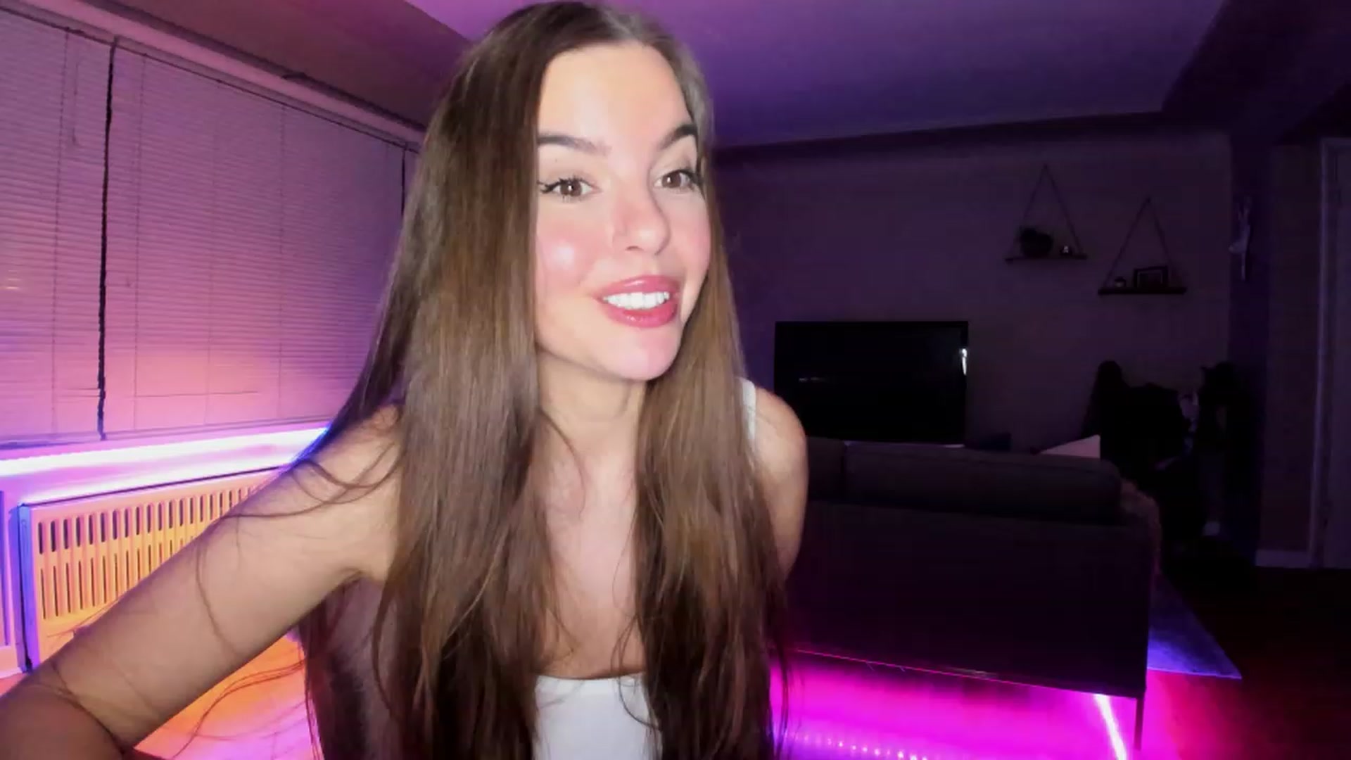 Gallery image thumbnail from KateNova's myfreecams stream on, 04/05/2023, 05:32 image 12 of 20