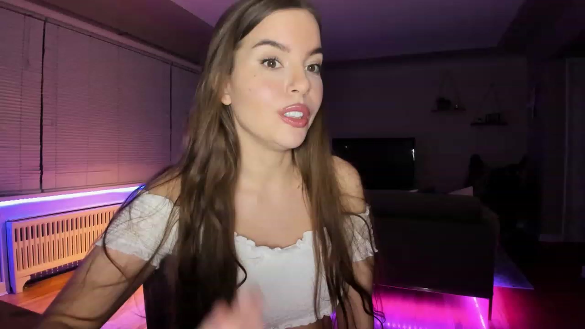 Gallery image thumbnail from KateNova's myfreecams stream on, 04/07/2023, 04:37 image 20 of 20