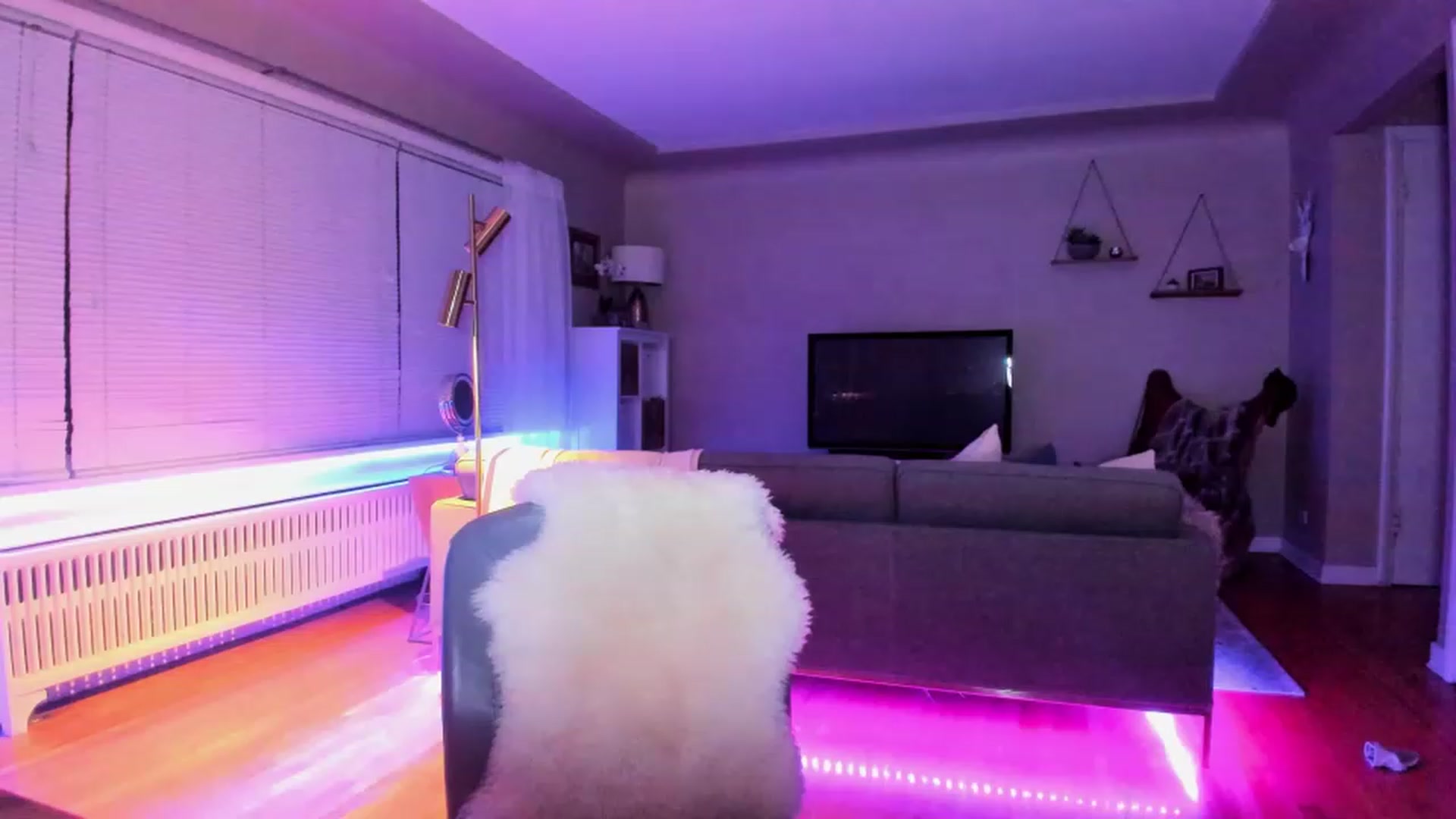 Gallery image thumbnail from KateNova's myfreecams stream on, 04/14/2023, 06:36 image 7 of 20