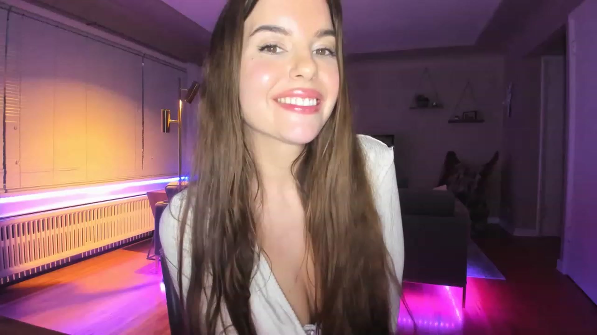 Gallery image thumbnail from KateNova's myfreecams stream on, 05/10/2023, 04:33 image 2 of 20
