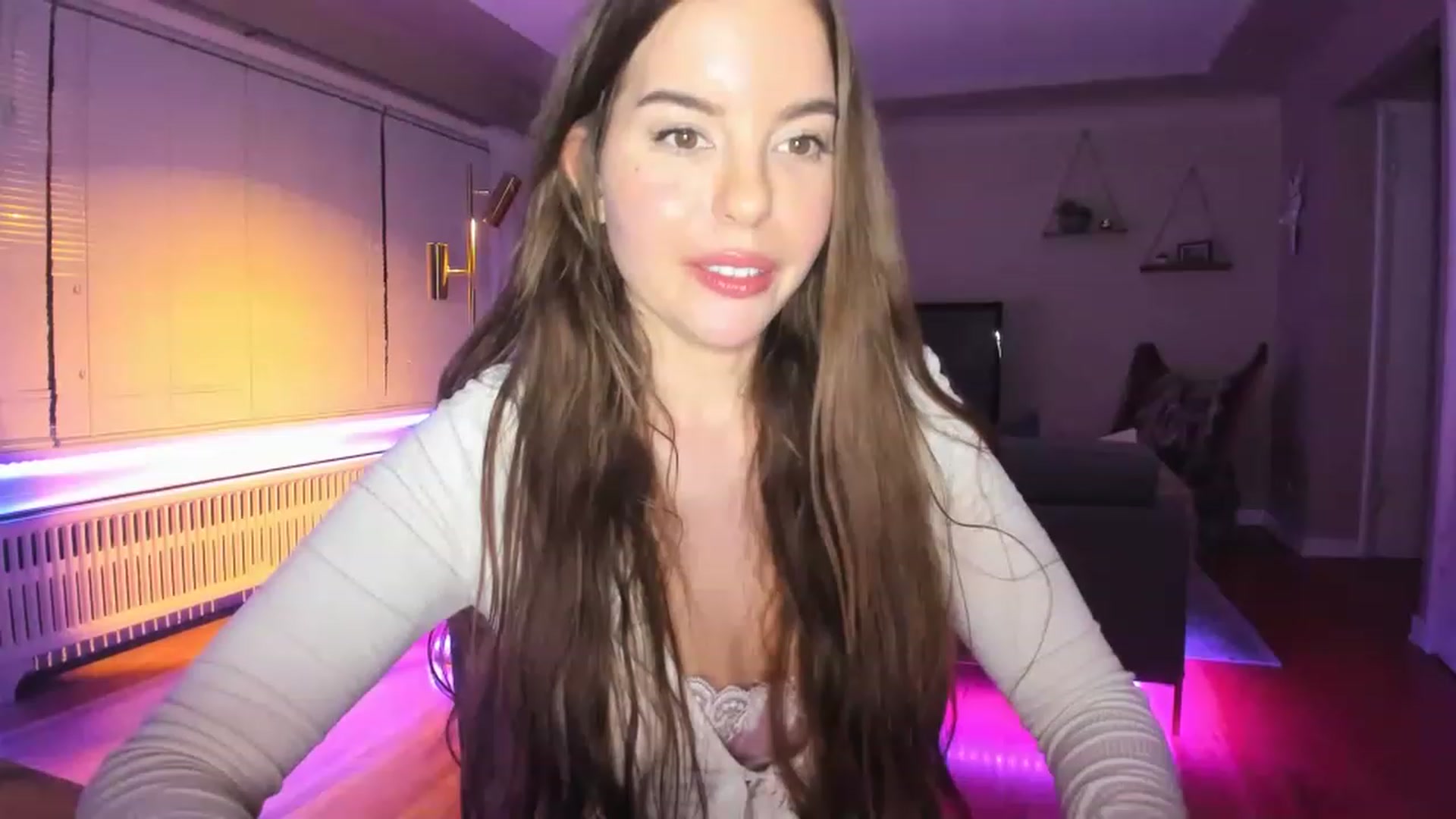 Gallery image thumbnail from KateNova's myfreecams stream on, 05/10/2023, 04:33 image 19 of 20