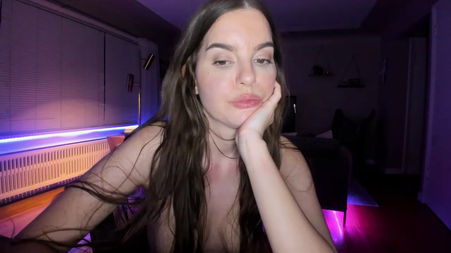 Gallery image thumbnail from KateNova's myfreecams stream on, 05/16/2023, 05:04 image 18 of 20