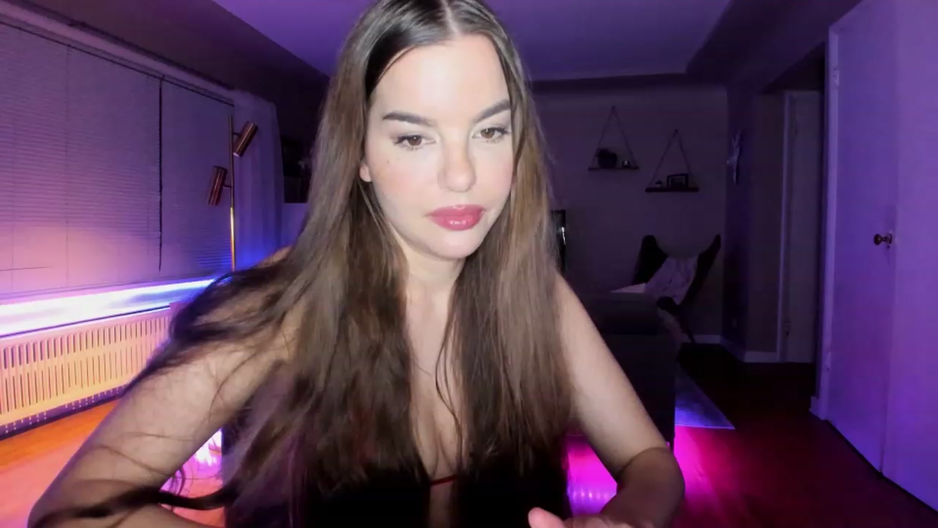 Gallery image thumbnail from KateNova's myfreecams stream on, 05/26/2023, 05:15 image 17 of 20