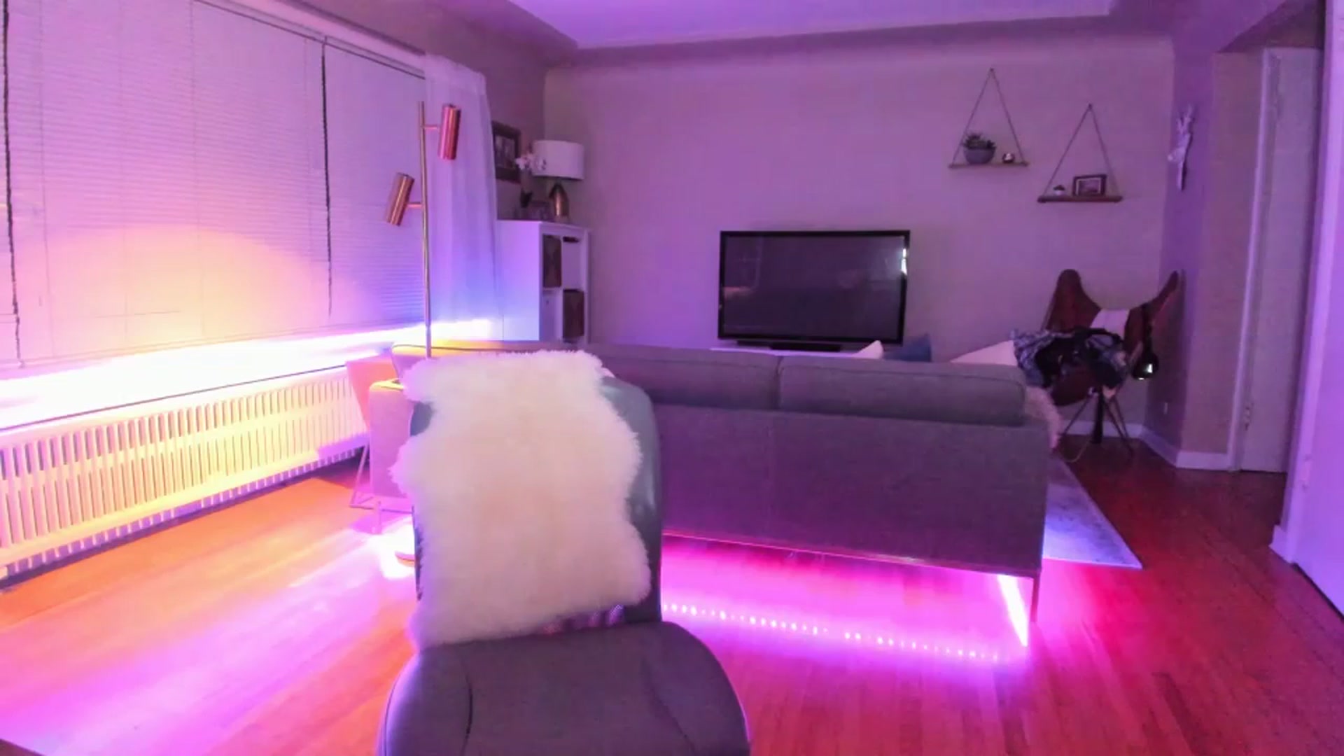 Gallery image thumbnail from KateNova's myfreecams stream on, 07/21/2023, 05:41 image 18 of 20