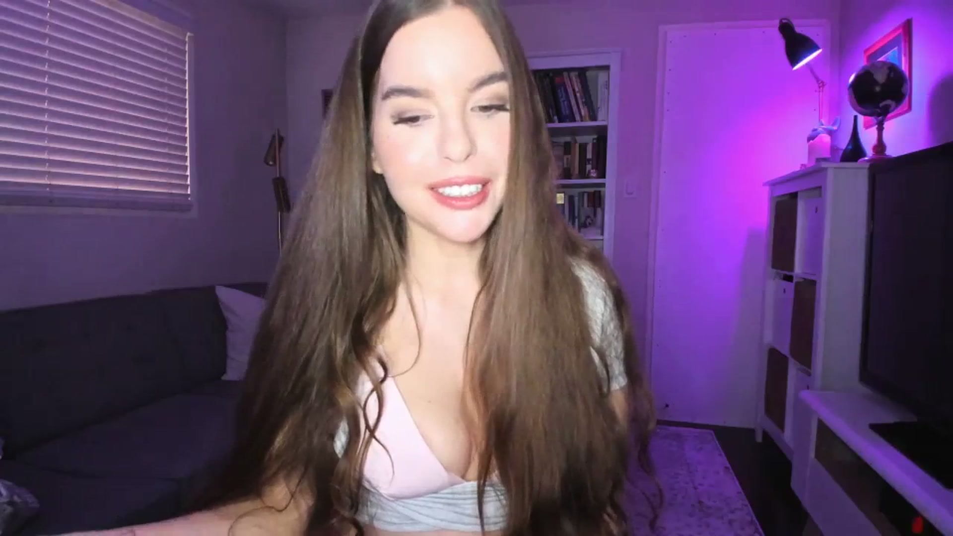 Gallery image thumbnail from KateNova's myfreecams stream on, 10/27/2023, 21:39 image 18 of 20