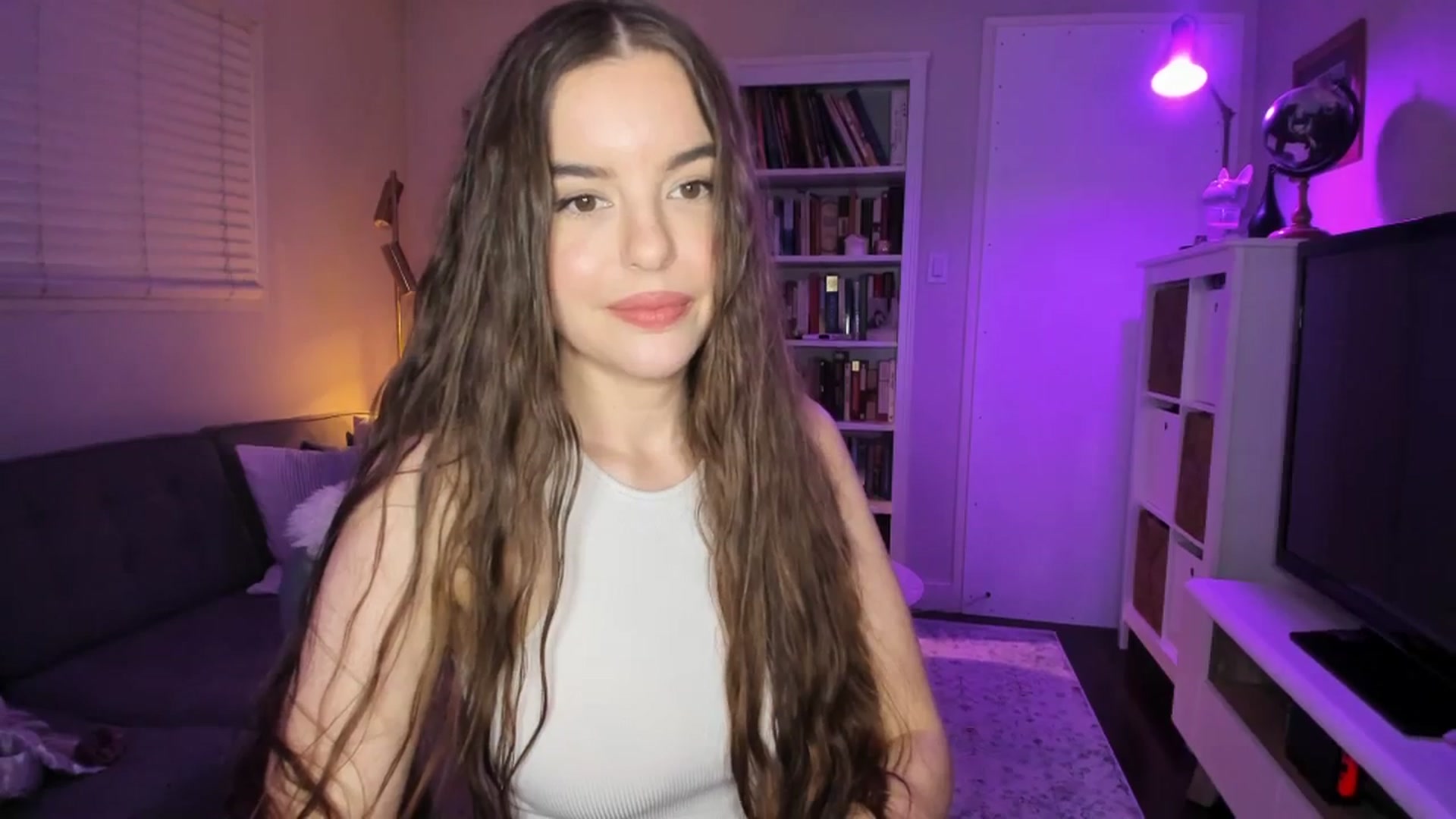 Gallery image thumbnail from KateNova's myfreecams stream on, 11/09/2023, 21:10 image 12 of 20