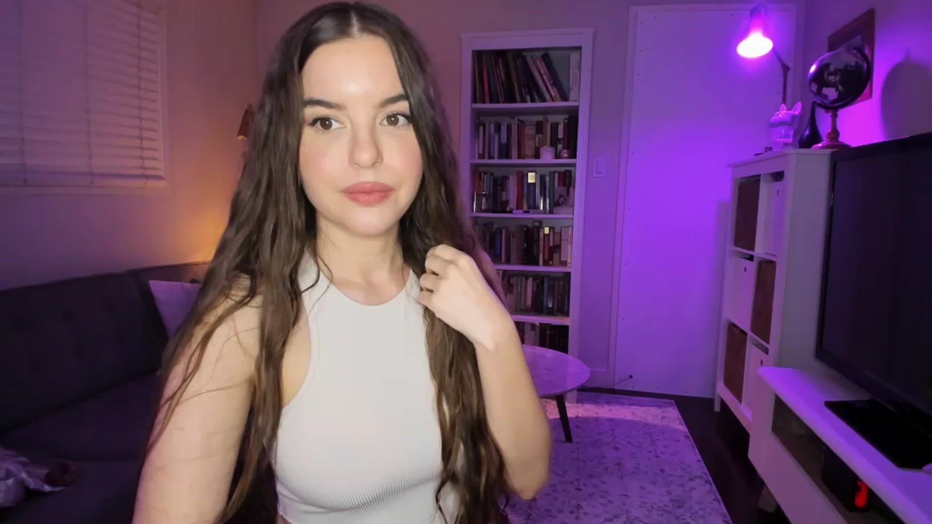 Gallery image thumbnail from KateNova's myfreecams stream on, 11/09/2023, 21:10 image 18 of 20