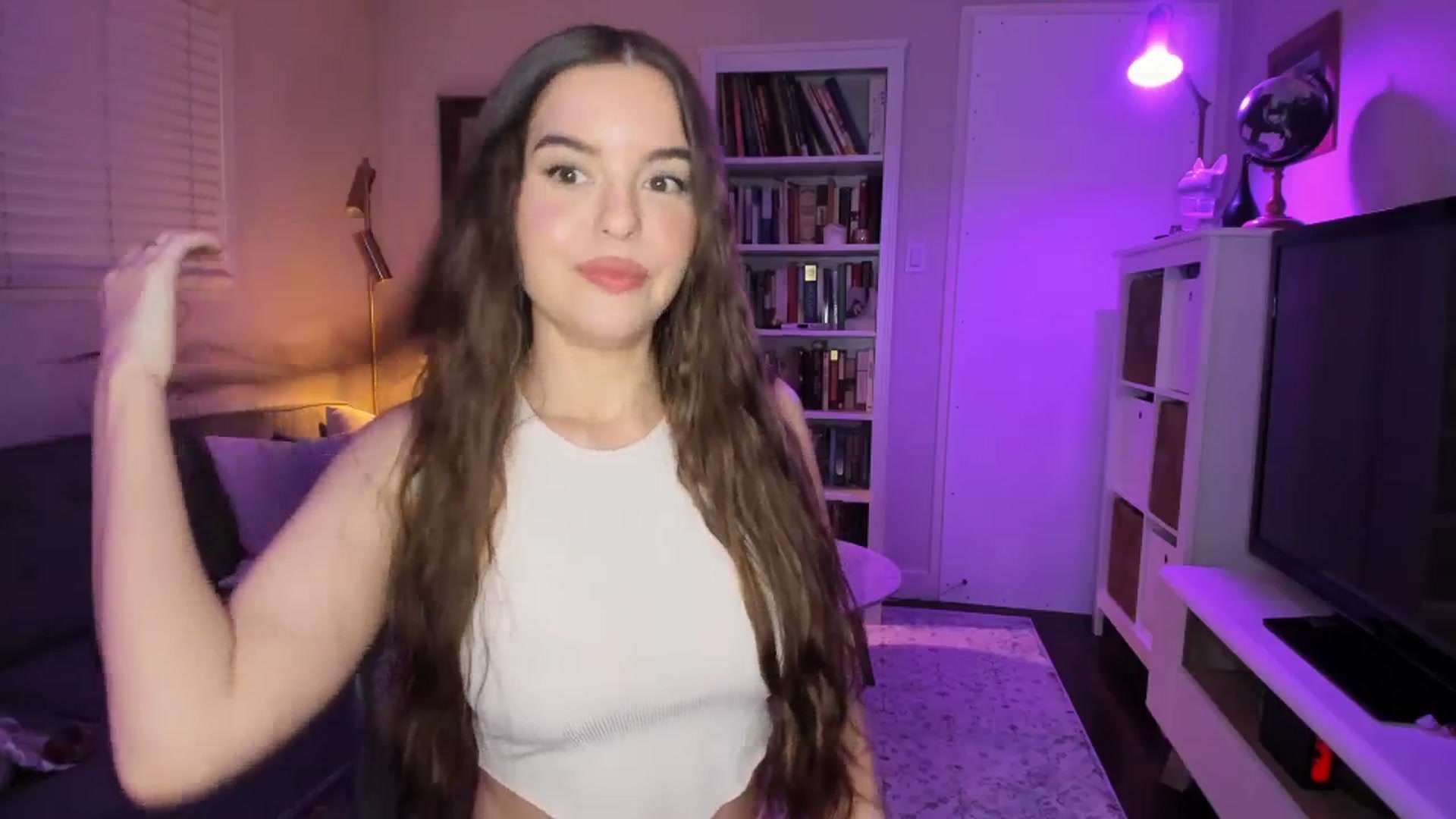 Gallery image thumbnail from KateNova's myfreecams stream on, 11/09/2023, 21:10 image 6 of 20