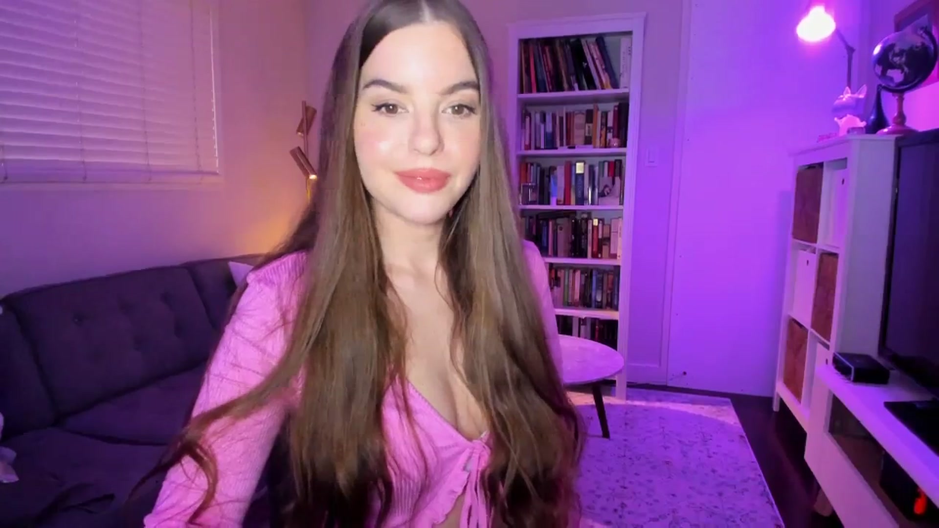 Gallery image thumbnail from KateNova's myfreecams stream on, 11/27/2023, 22:45 image 3 of 20