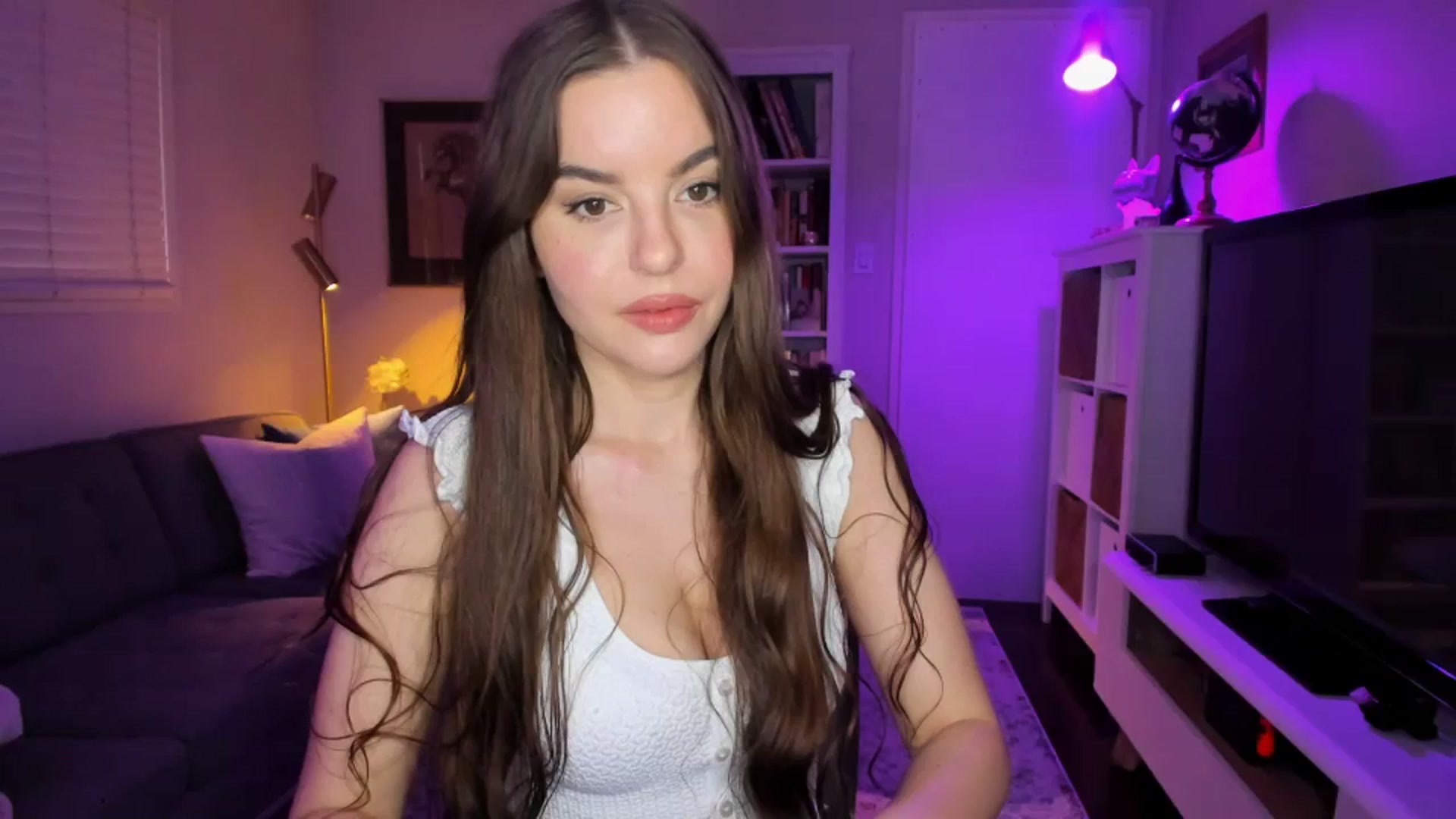 Gallery image thumbnail from KateNova's myfreecams stream on, 11/28/2023, 22:53 image 13 of 20