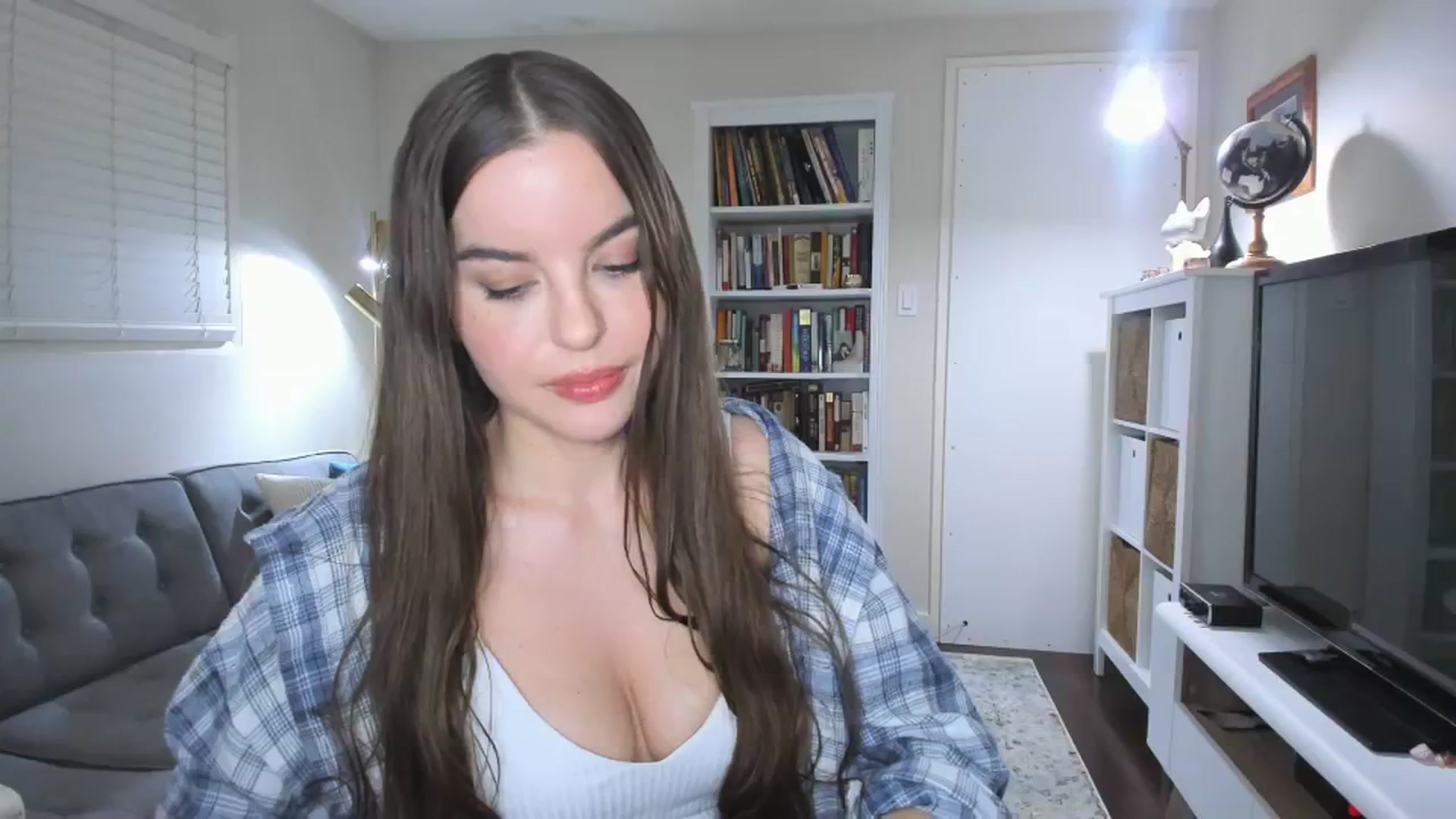 Gallery image thumbnail from KateNova's myfreecams stream on, 11/29/2023, 23:48 image 14 of 20