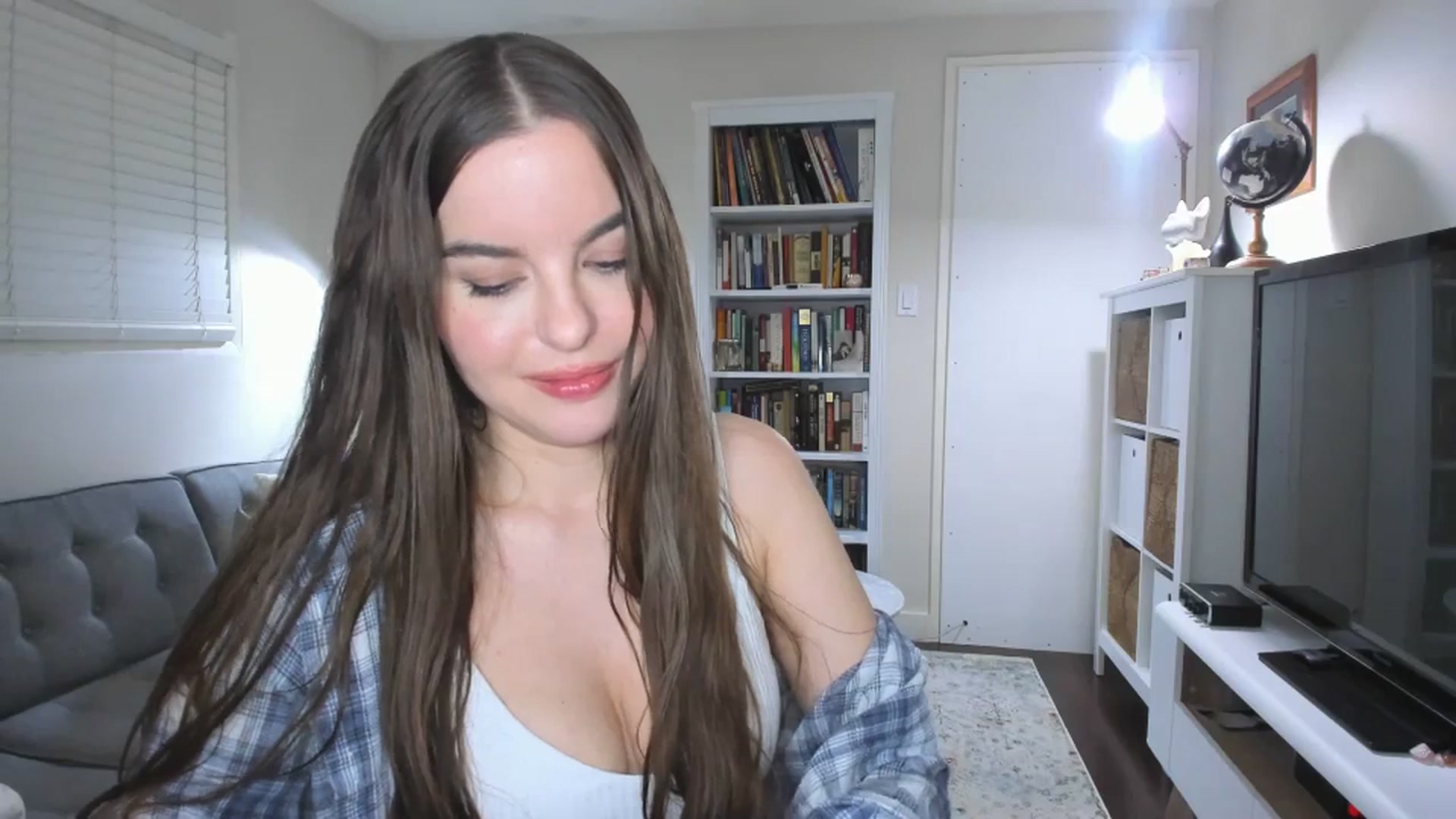Gallery image thumbnail from KateNova's myfreecams stream on, 11/29/2023, 23:48 image 17 of 20