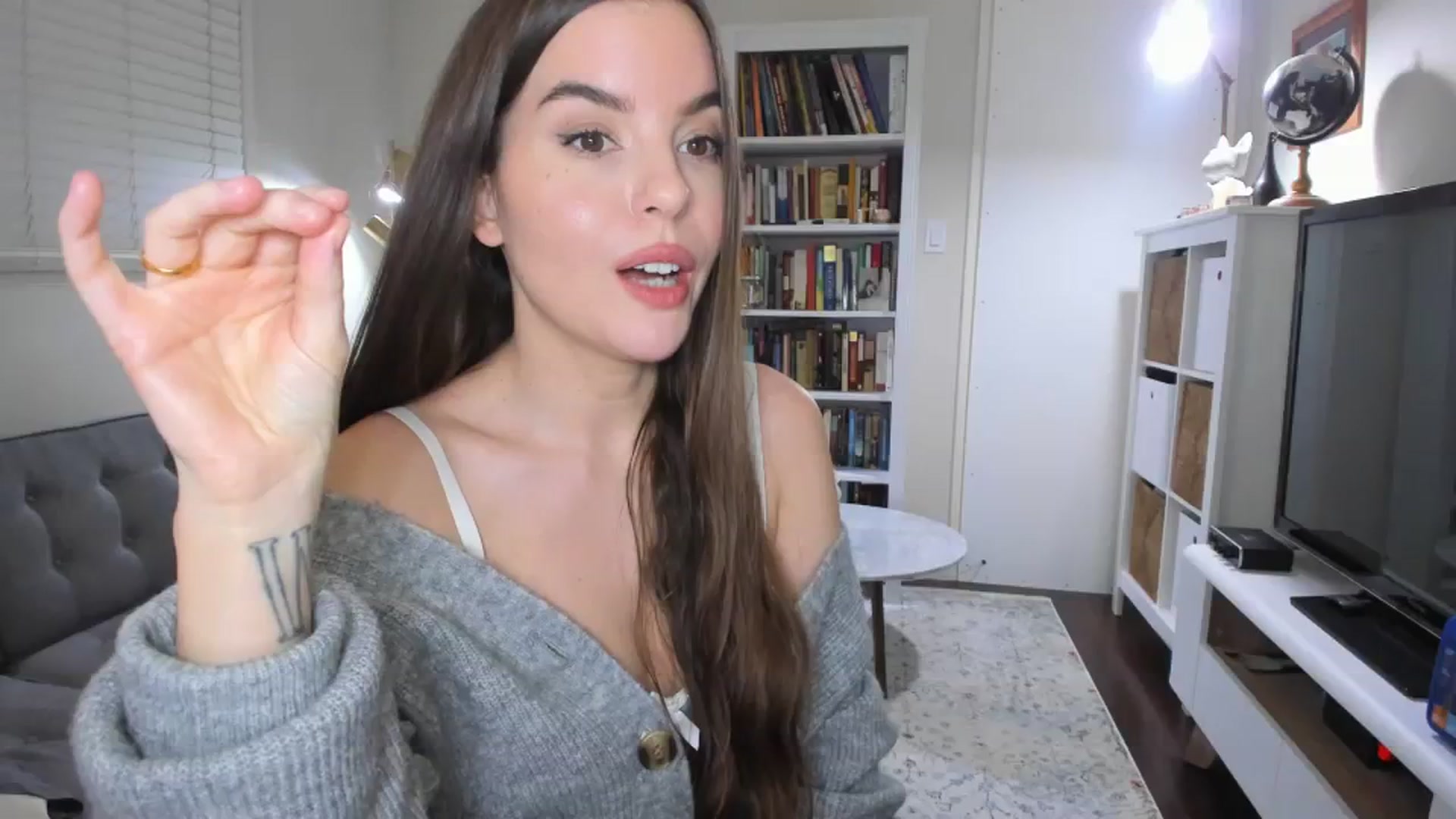Gallery image thumbnail from KateNova's myfreecams stream on, 11/30/2023, 23:28 image 15 of 20