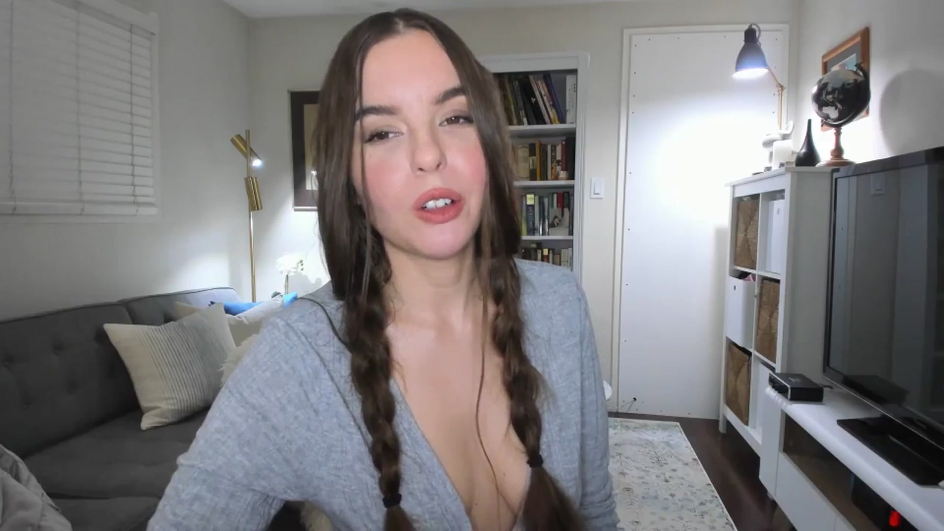 Gallery image thumbnail from KateNova's myfreecams stream on, 12/07/2023, 23:17 image 12 of 20