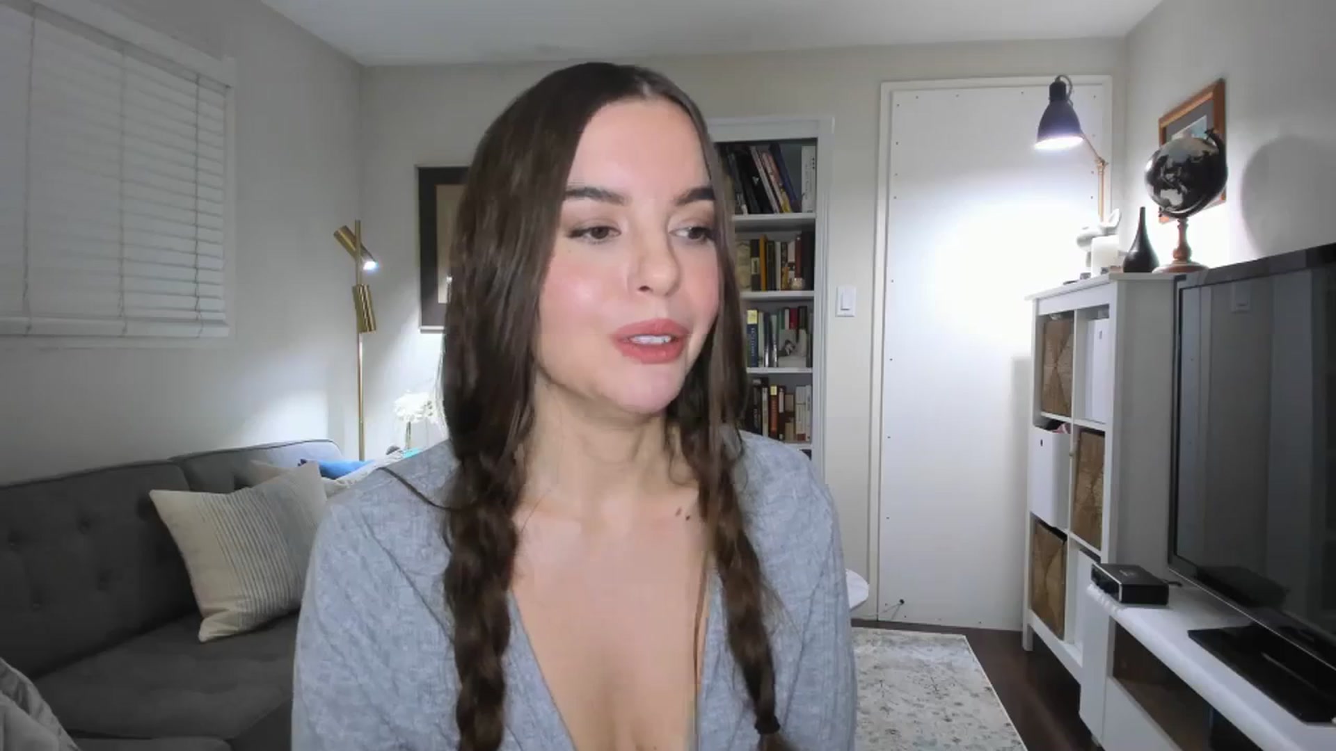 Gallery image thumbnail from KateNova's myfreecams stream on, 12/07/2023, 23:17 image 9 of 20