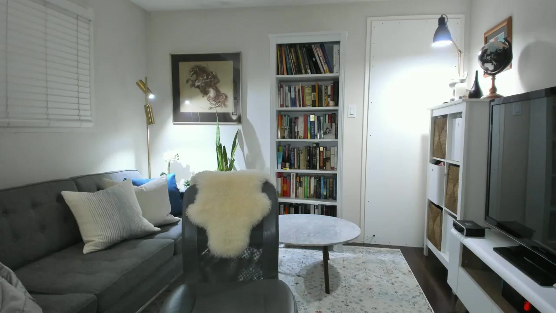 Gallery image thumbnail from KateNova's myfreecams stream on, 12/07/2023, 23:17 image 17 of 20