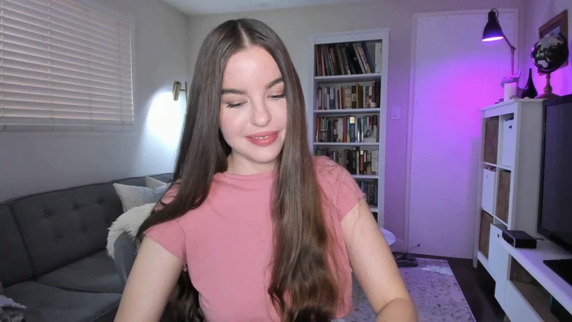 Gallery image thumbnail from KateNova's myfreecams stream on, 12/12/2023, 21:10 image 11 of 20