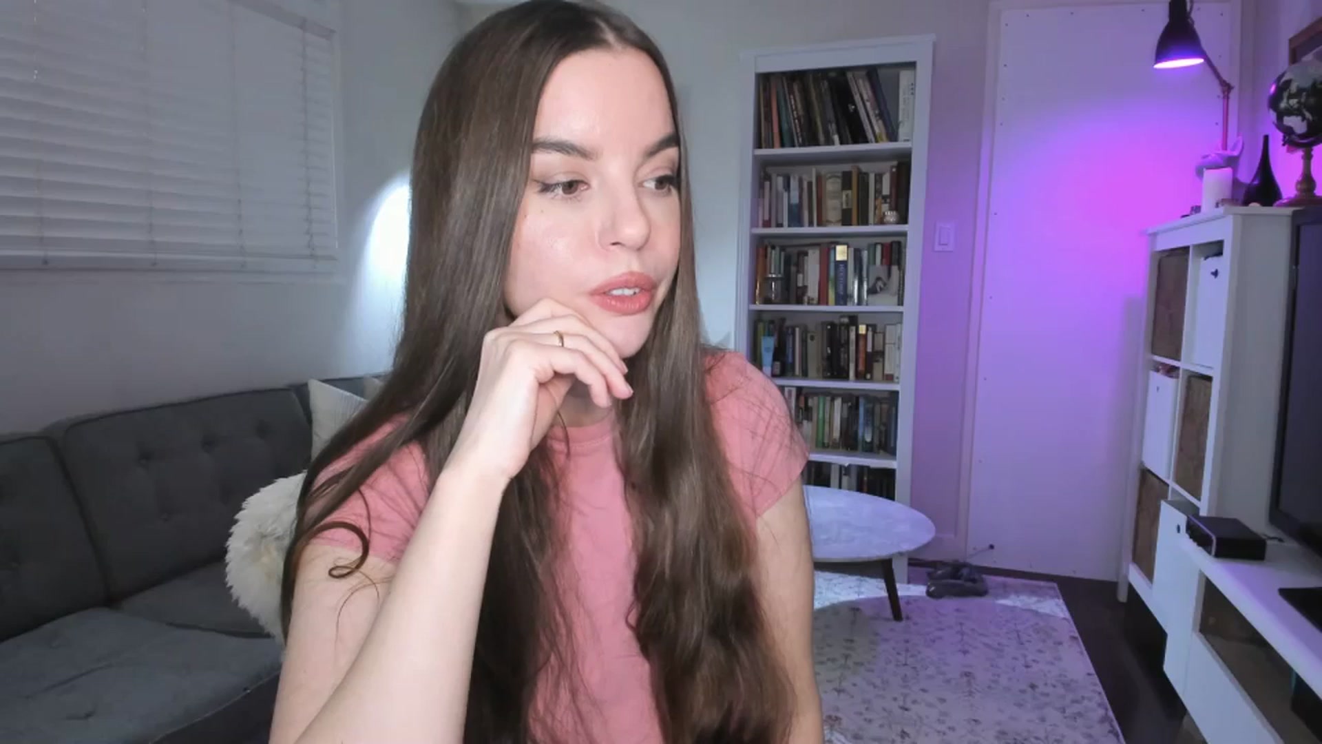 Gallery image thumbnail from KateNova's myfreecams stream on, 12/12/2023, 23:07 image 4 of 20