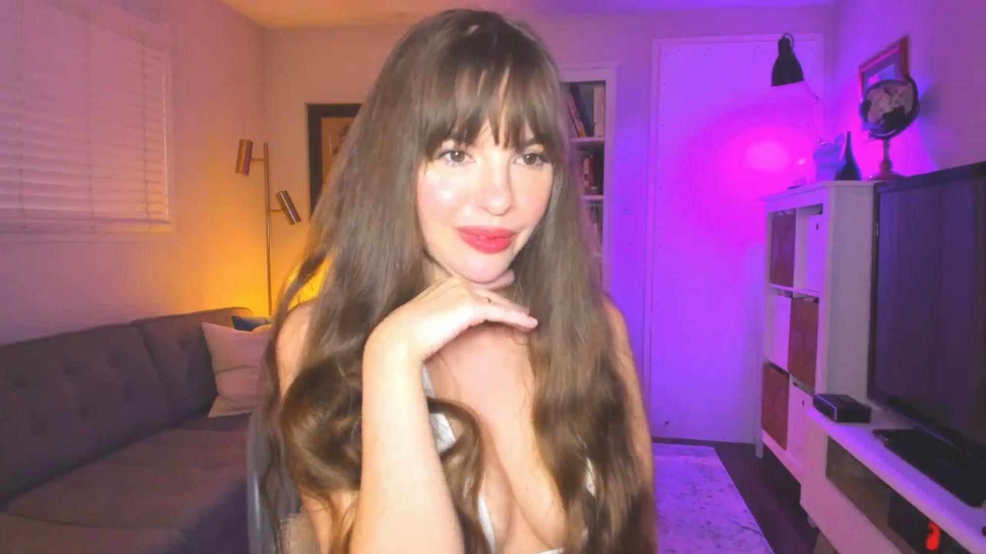 Gallery image thumbnail from KateNova's myfreecams stream on, 09/13/2024, 22:50 image 16 of 20