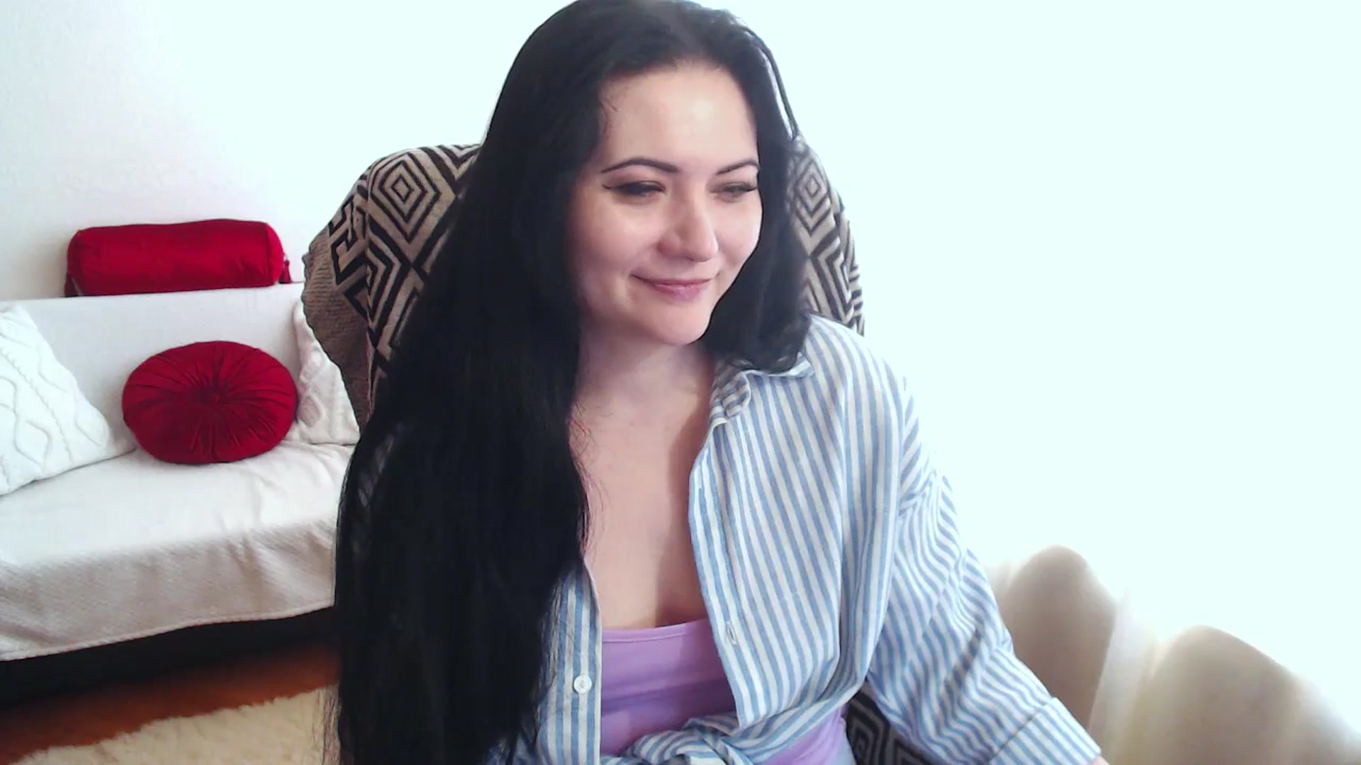 Gallery image thumbnail from KateWinehouse's myfreecams stream on, 04/13/2025, 11:56 image 17 of 20