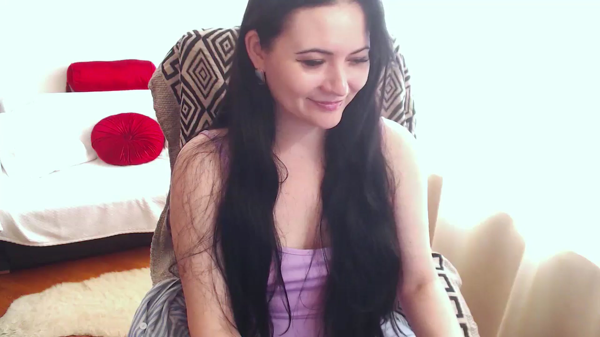 Gallery image thumbnail from KateWinehouse's myfreecams stream on, 04/13/2025, 12:52 image 18 of 20
