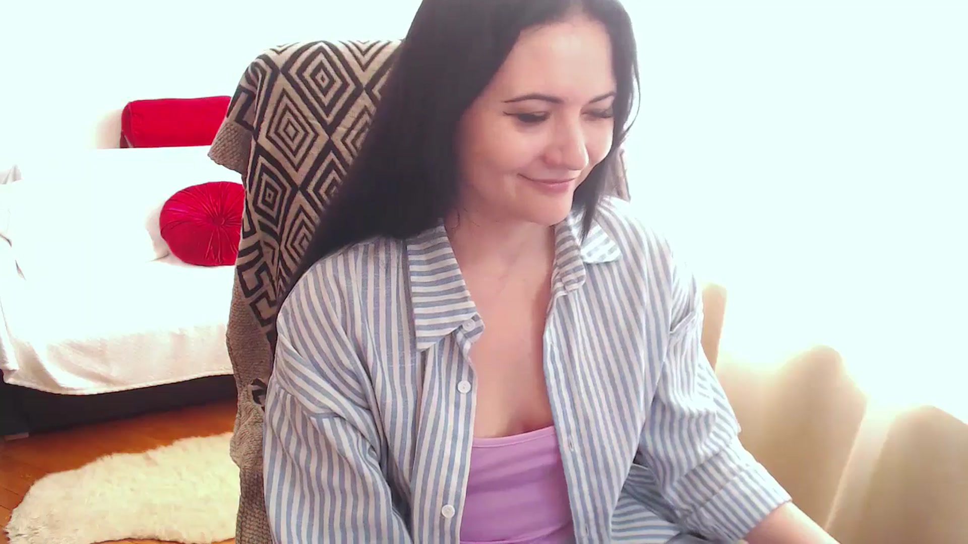 Gallery image thumbnail from KateWinehouse's myfreecams stream on, 04/13/2025, 14:52 image 5 of 20