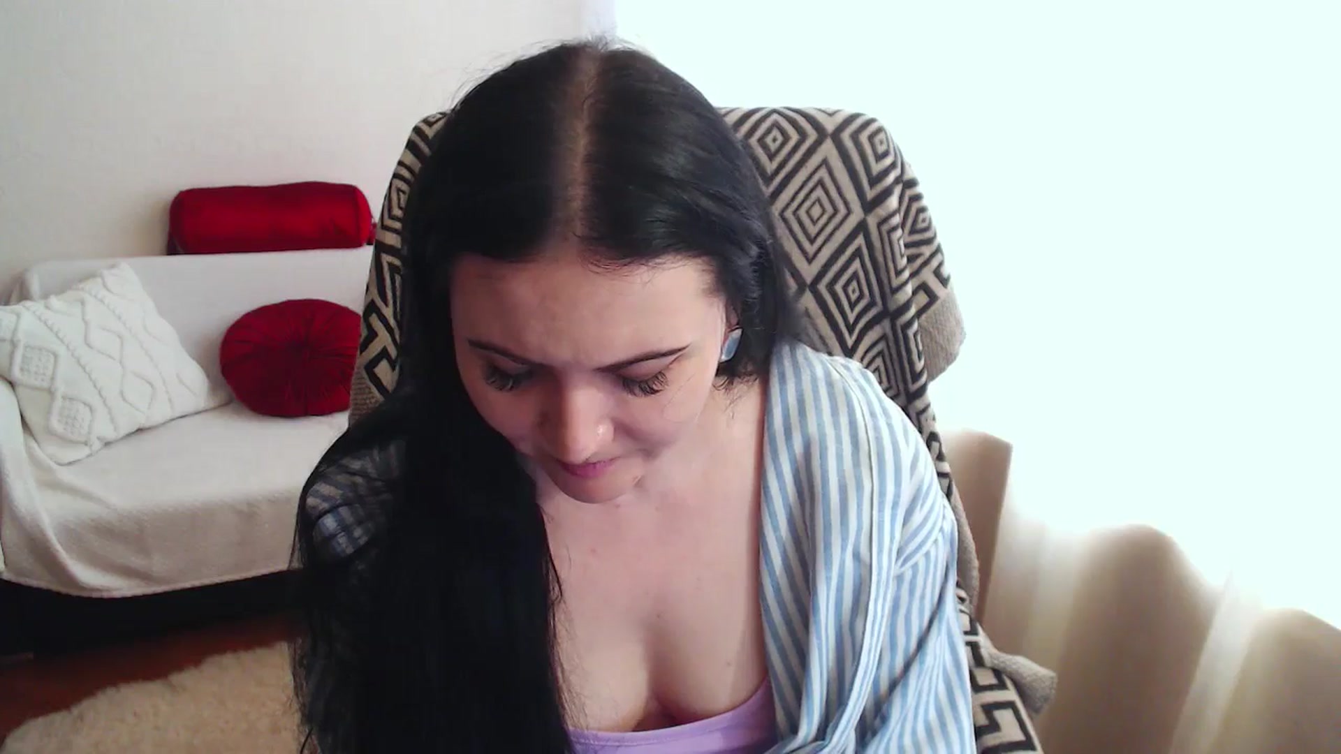 Gallery image thumbnail from KateWinehouse's myfreecams stream on, 04/19/2025, 13:23 image 9 of 20