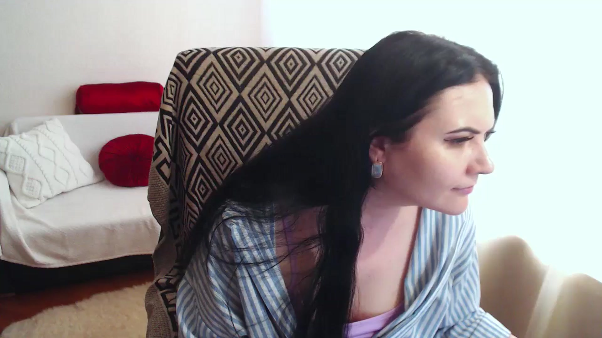 Gallery image thumbnail from KateWinehouse's myfreecams stream on, 04/19/2025, 13:23 image 5 of 20