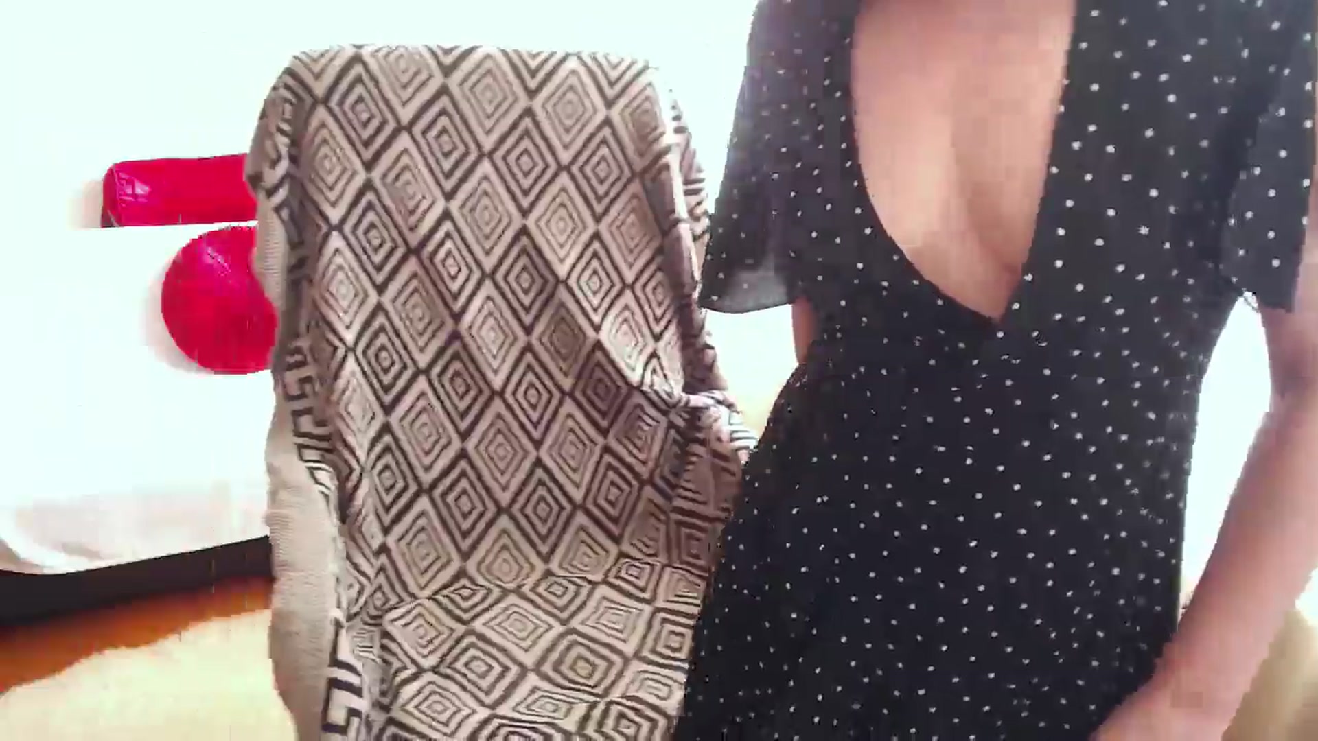 Gallery image thumbnail from KateWinehouse's myfreecams stream on, 05/04/2025, 13:55 image 4 of 20