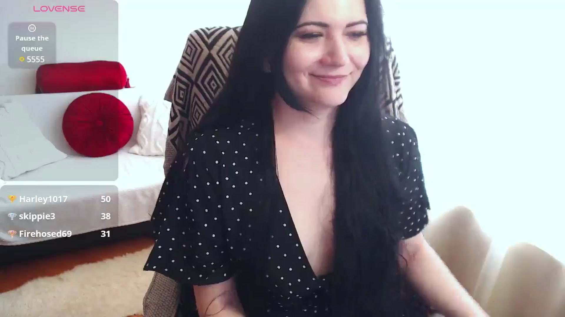 Gallery image thumbnail from KateWinehouse's myfreecams stream on, 05/17/2025, 13:11 image 6 of 20
