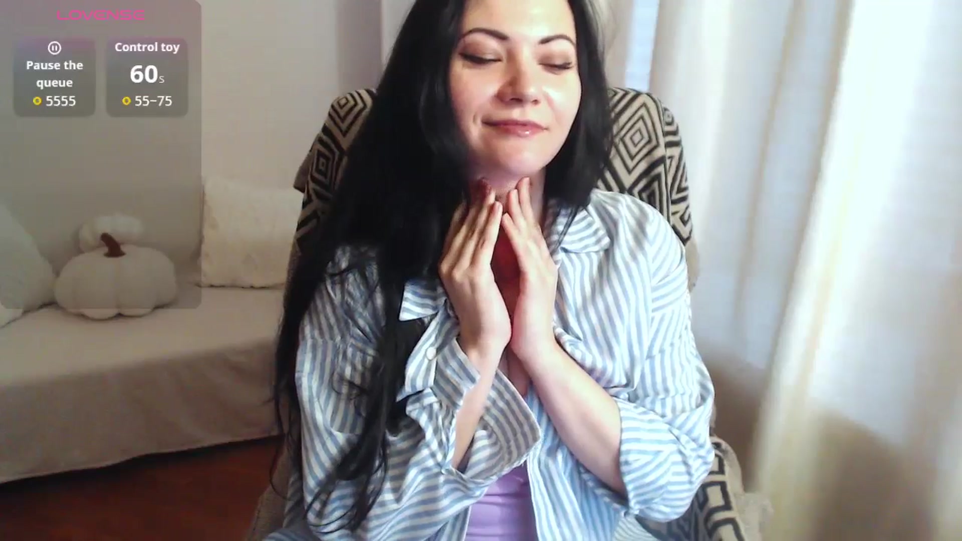 Gallery image thumbnail from KateWinehouse's myfreecams stream on, 11/13/2025, 11:53 image 9 of 20
