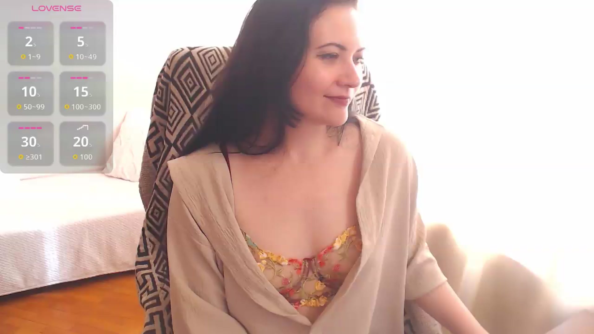 Gallery image thumbnail from KateWinehouse's myfreecams stream on, 05/31/2026, 14:05 image 17 of 20