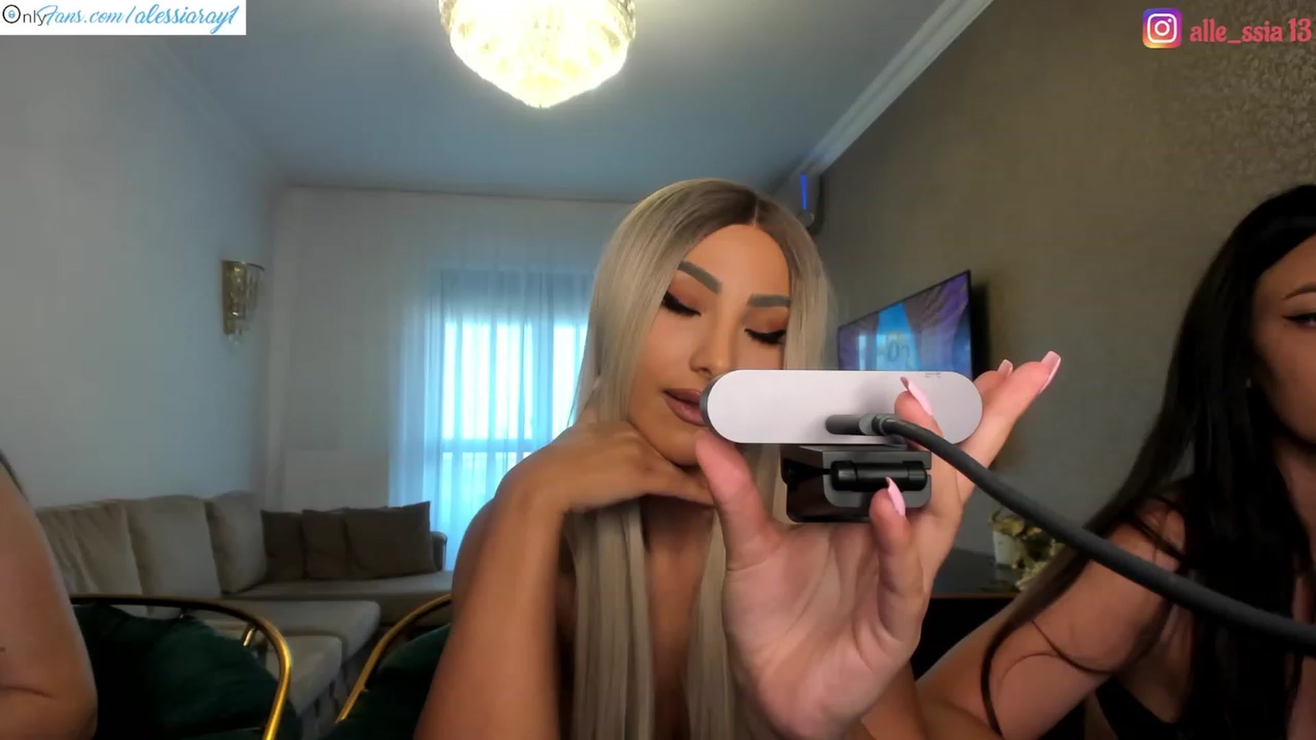 Gallery image thumbnail from Kate_Alya's myfreecams stream on, 08/06/2023, 16:55 image 4 of 20
