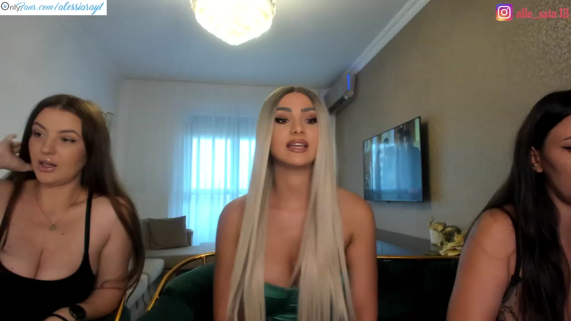 Gallery image thumbnail from Kate_Alya's myfreecams stream on, 08/06/2023, 16:55 image 1 of 20