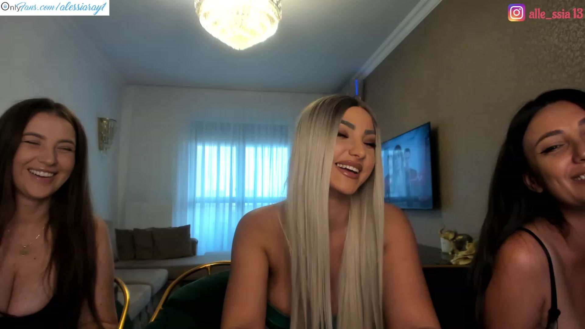 Gallery image thumbnail from Kate_Alya's myfreecams stream on, 08/06/2023, 16:55 image 3 of 20