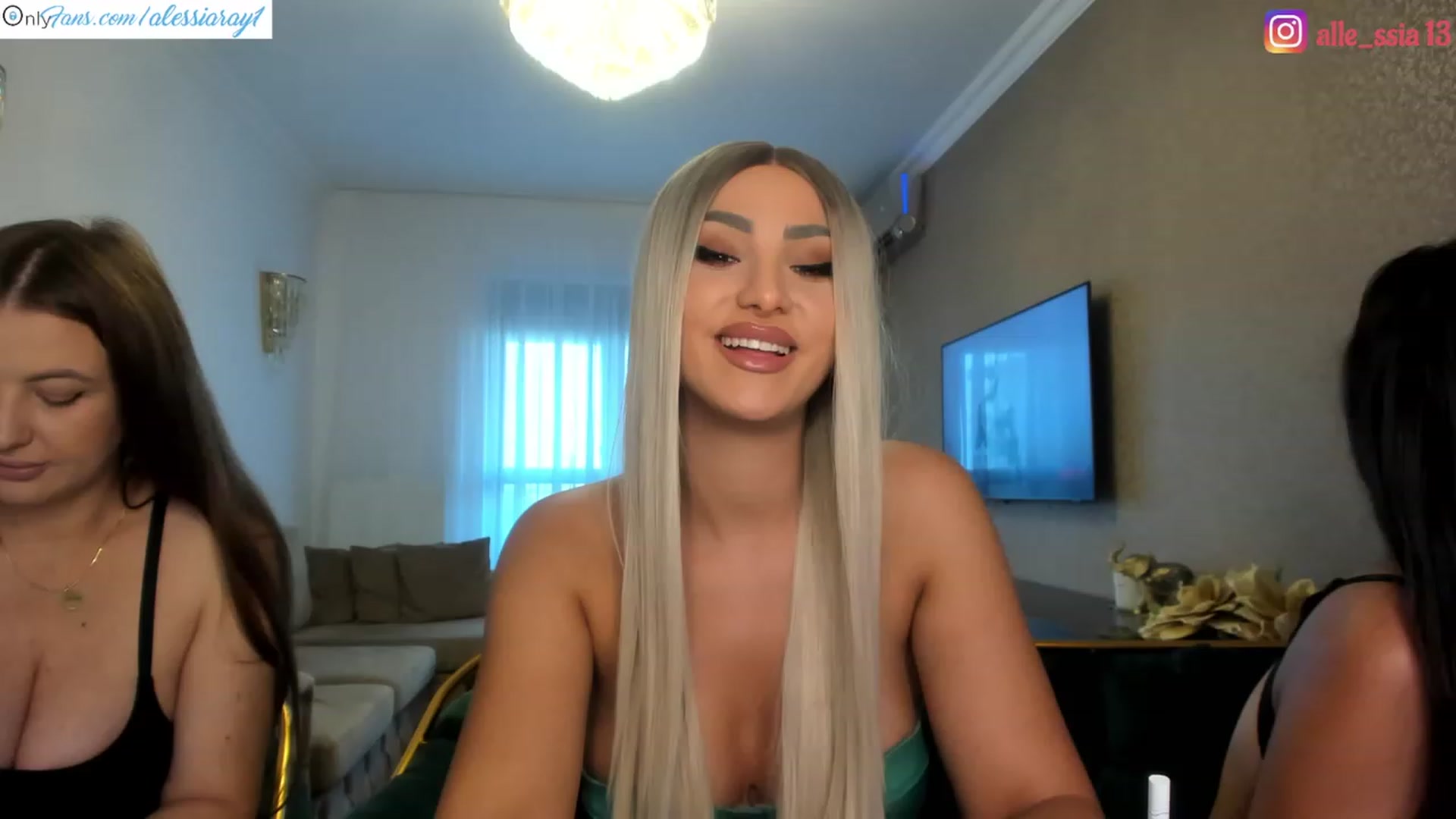 Gallery image thumbnail from Kate_Alya's myfreecams stream on, 08/06/2023, 16:55 image 7 of 20
