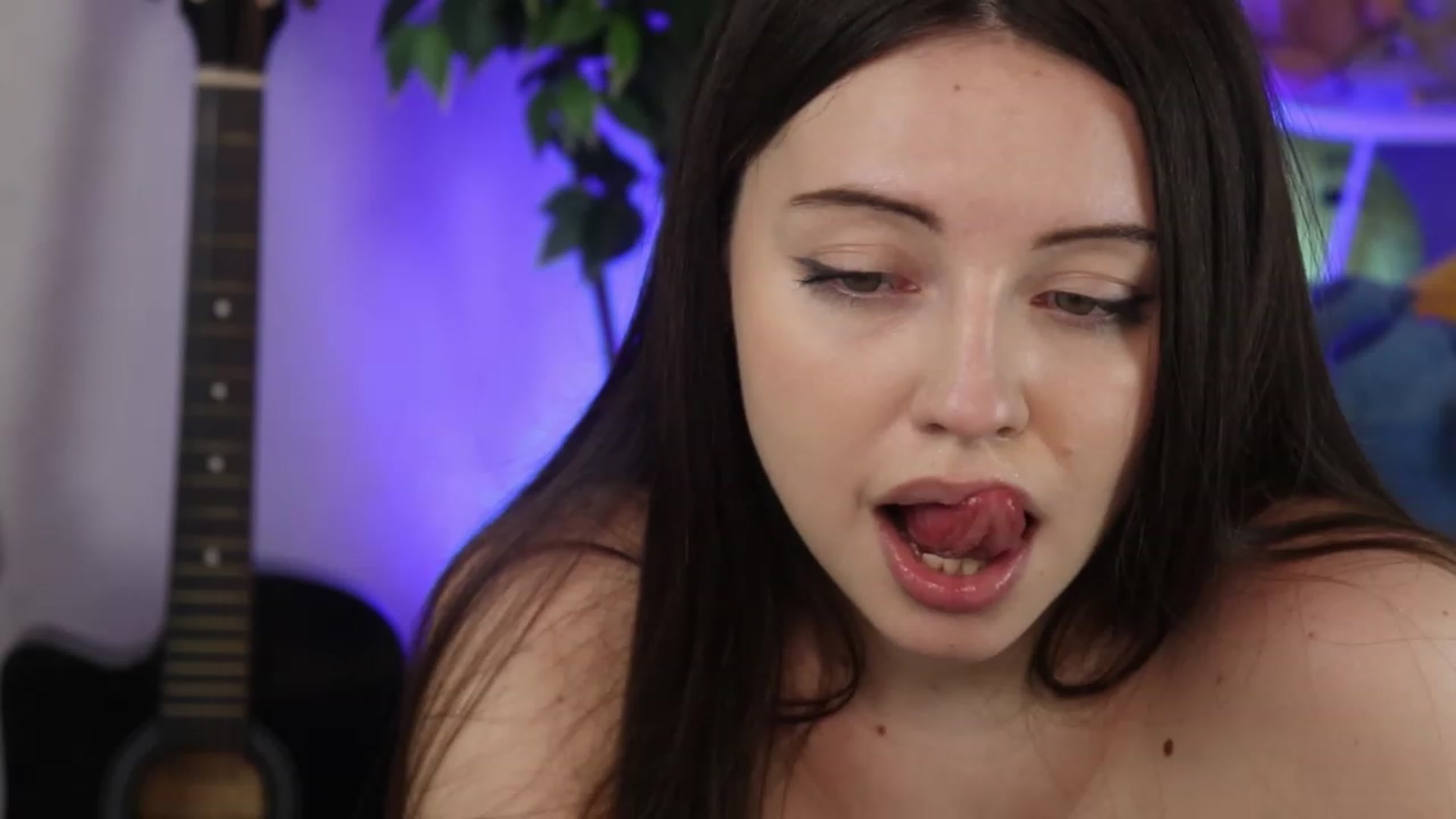 Gallery image thumbnail from Kate_Amourr's myfreecams stream on, 12/09/2022, 09:53 image 18 of 20