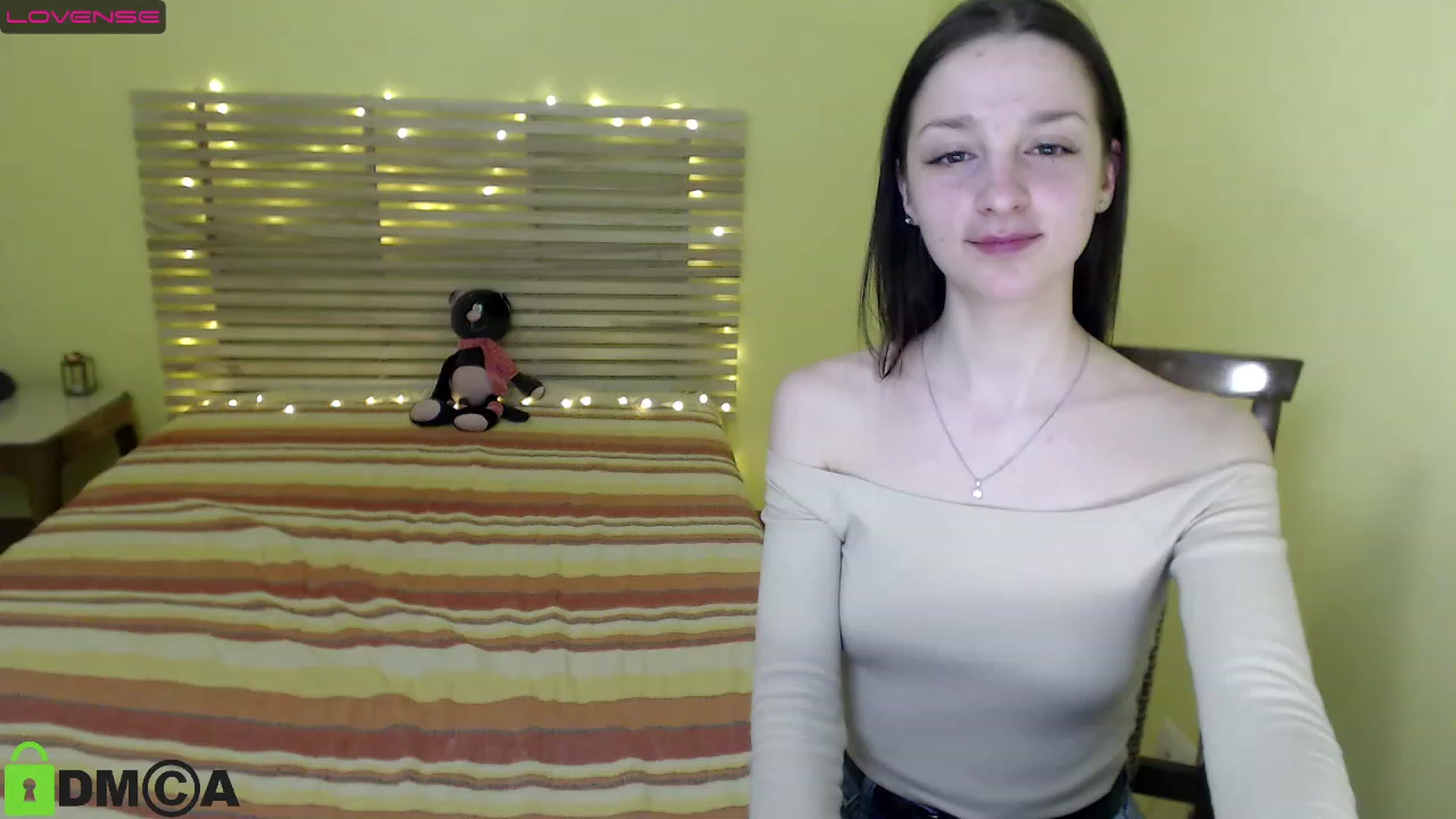Gallery image thumbnail from Kate_Hoty's myfreecams stream on, 11/26/2022, 19:37 image 7 of 20