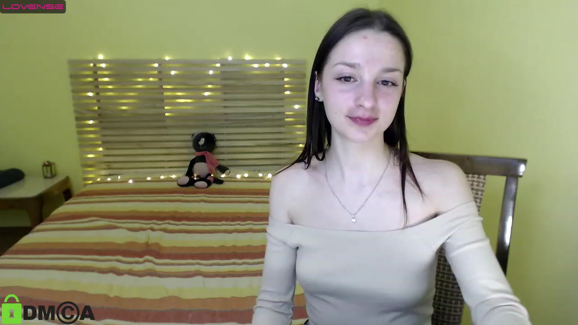 Gallery image thumbnail from Kate_Hoty's myfreecams stream on, 11/26/2022, 21:00 image 19 of 20
