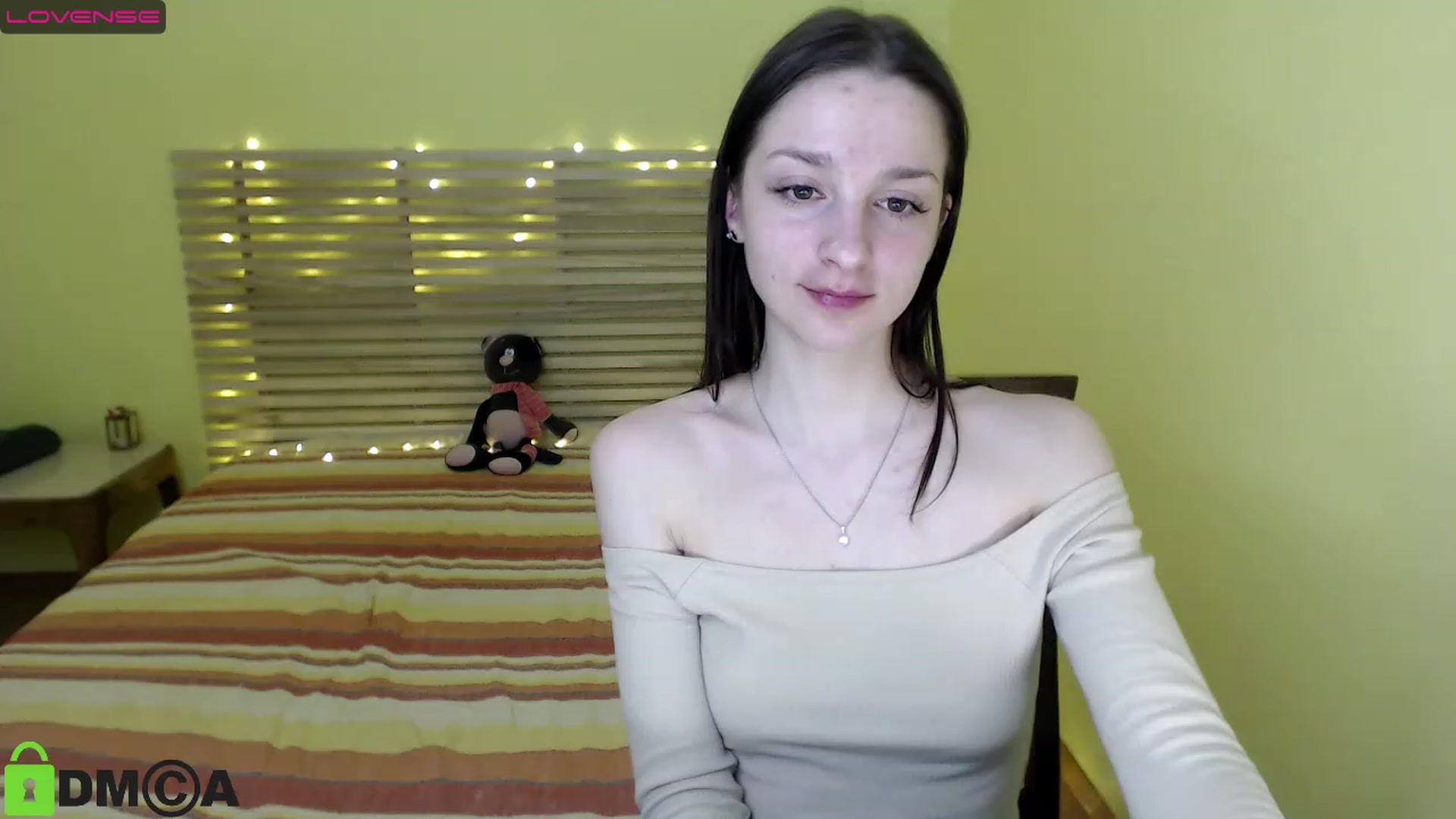 Gallery image thumbnail from Kate_Hoty's myfreecams stream on, 11/26/2022, 21:22 image 4 of 20