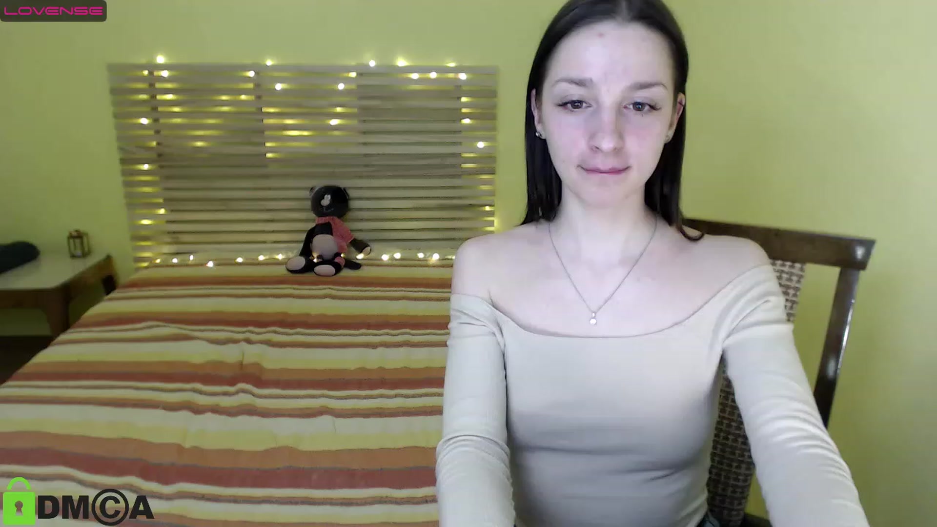 Gallery image thumbnail from Kate_Hoty's myfreecams stream on, 11/26/2022, 21:22 image 12 of 20