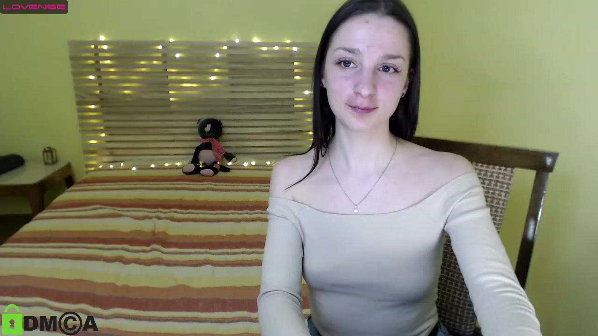 Gallery image thumbnail from Kate_Hoty's myfreecams stream on, 11/26/2022, 21:22 image 18 of 20