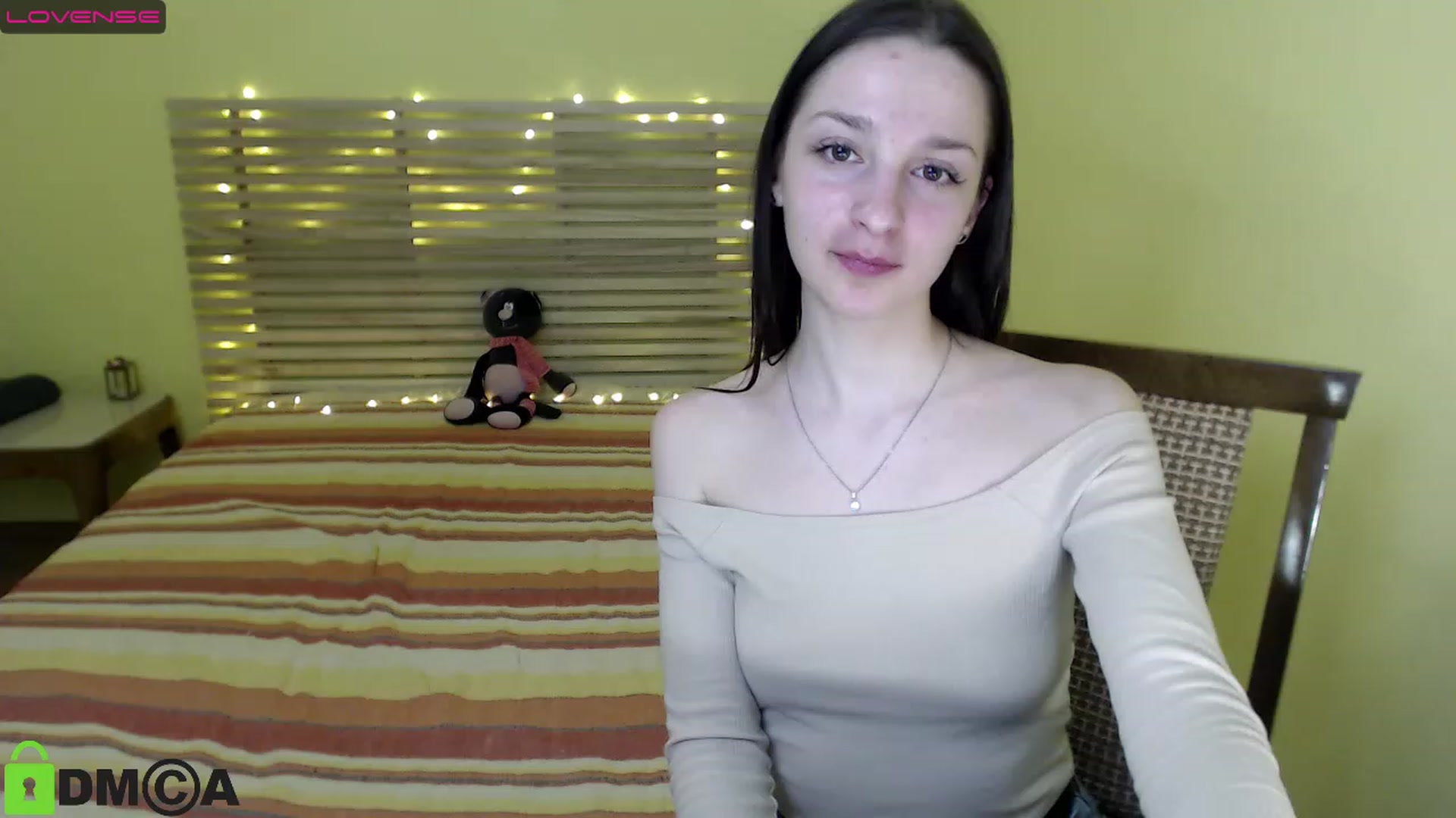 Gallery image thumbnail from Kate_Hoty's myfreecams stream on, 11/26/2022, 21:22 image 16 of 20