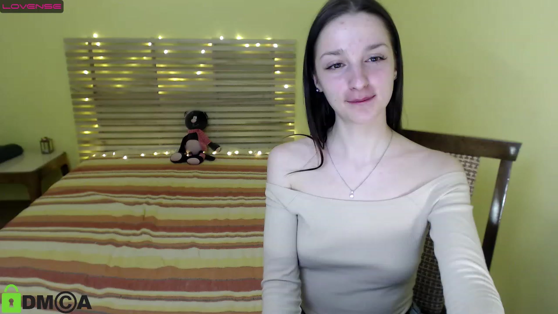 Gallery image thumbnail from Kate_Hoty's myfreecams stream on, 11/26/2022, 21:22 image 17 of 20